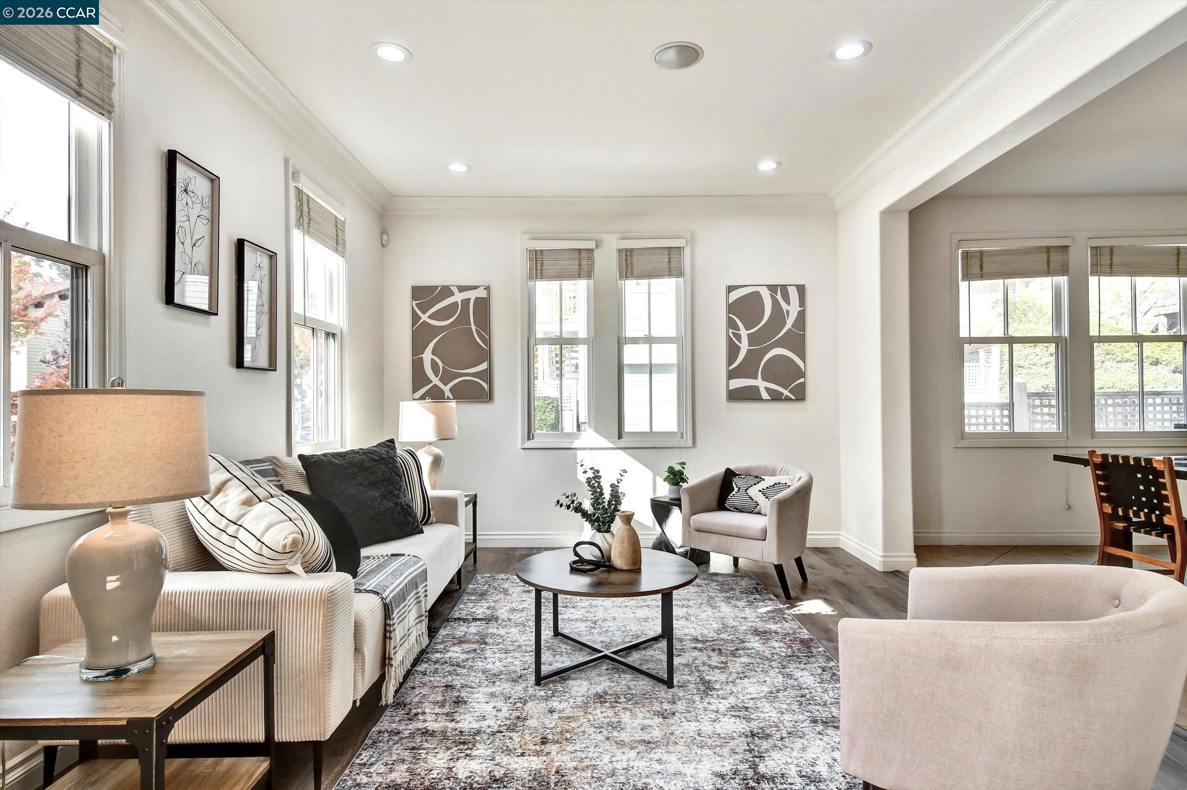 Detail Gallery Image 17 of 60 For 1018 Promenade St., Hercules,  CA 94547 - 6 Beds | 5/1 Baths