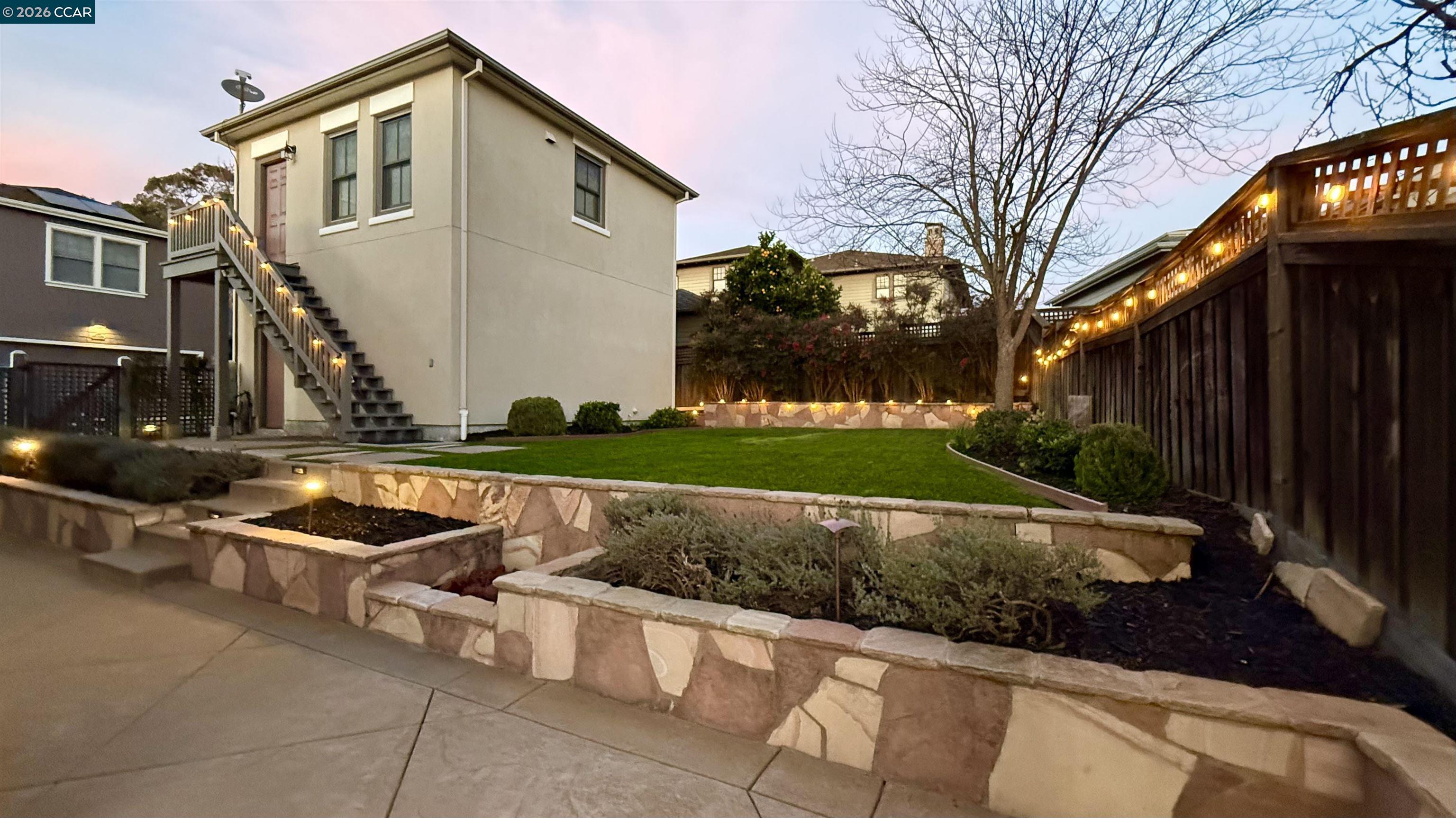 Detail Gallery Image 5 of 60 For 1018 Promenade St., Hercules,  CA 94547 - 6 Beds | 5/1 Baths