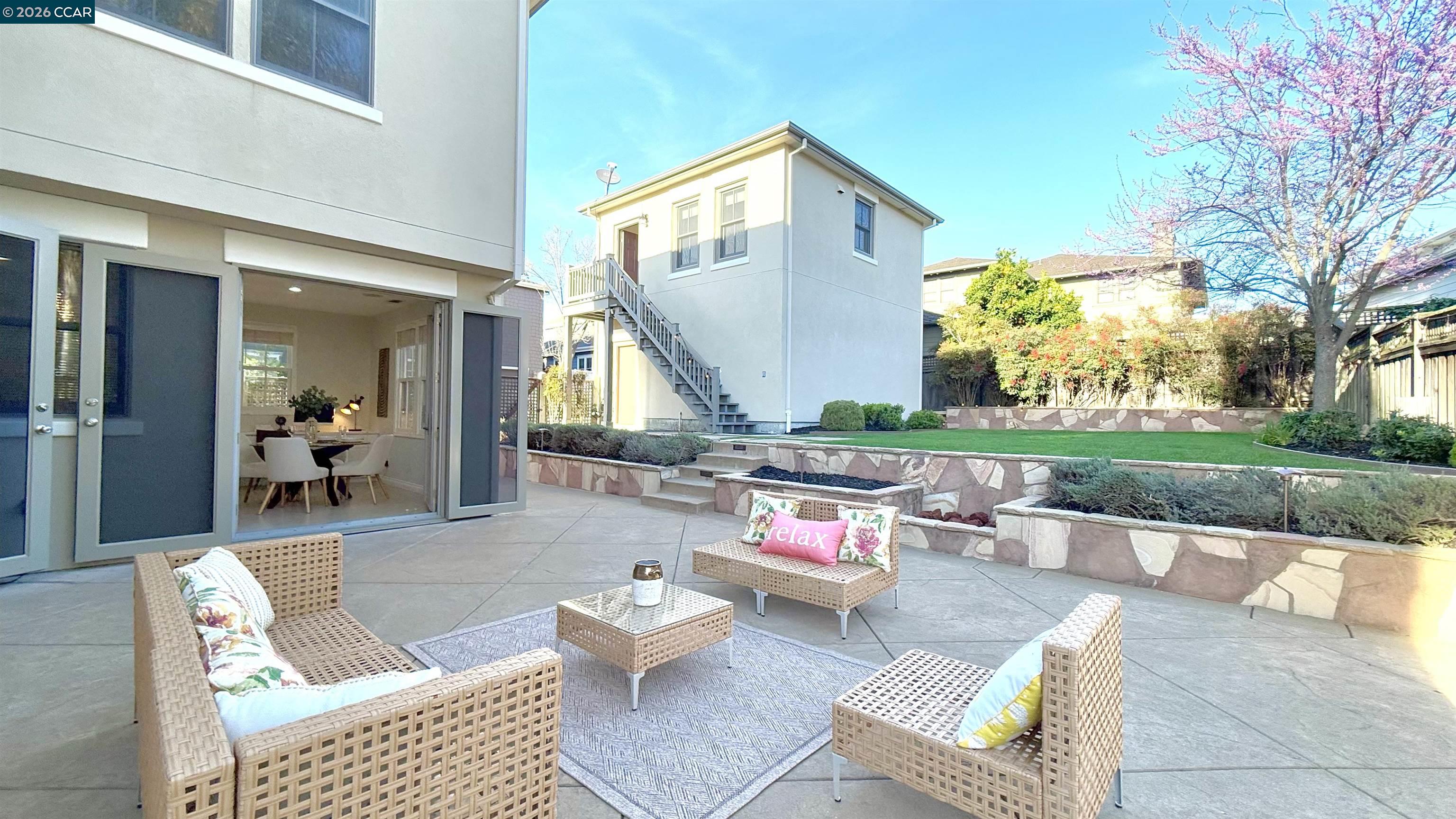 Detail Gallery Image 7 of 60 For 1018 Promenade St., Hercules,  CA 94547 - 6 Beds | 5/1 Baths