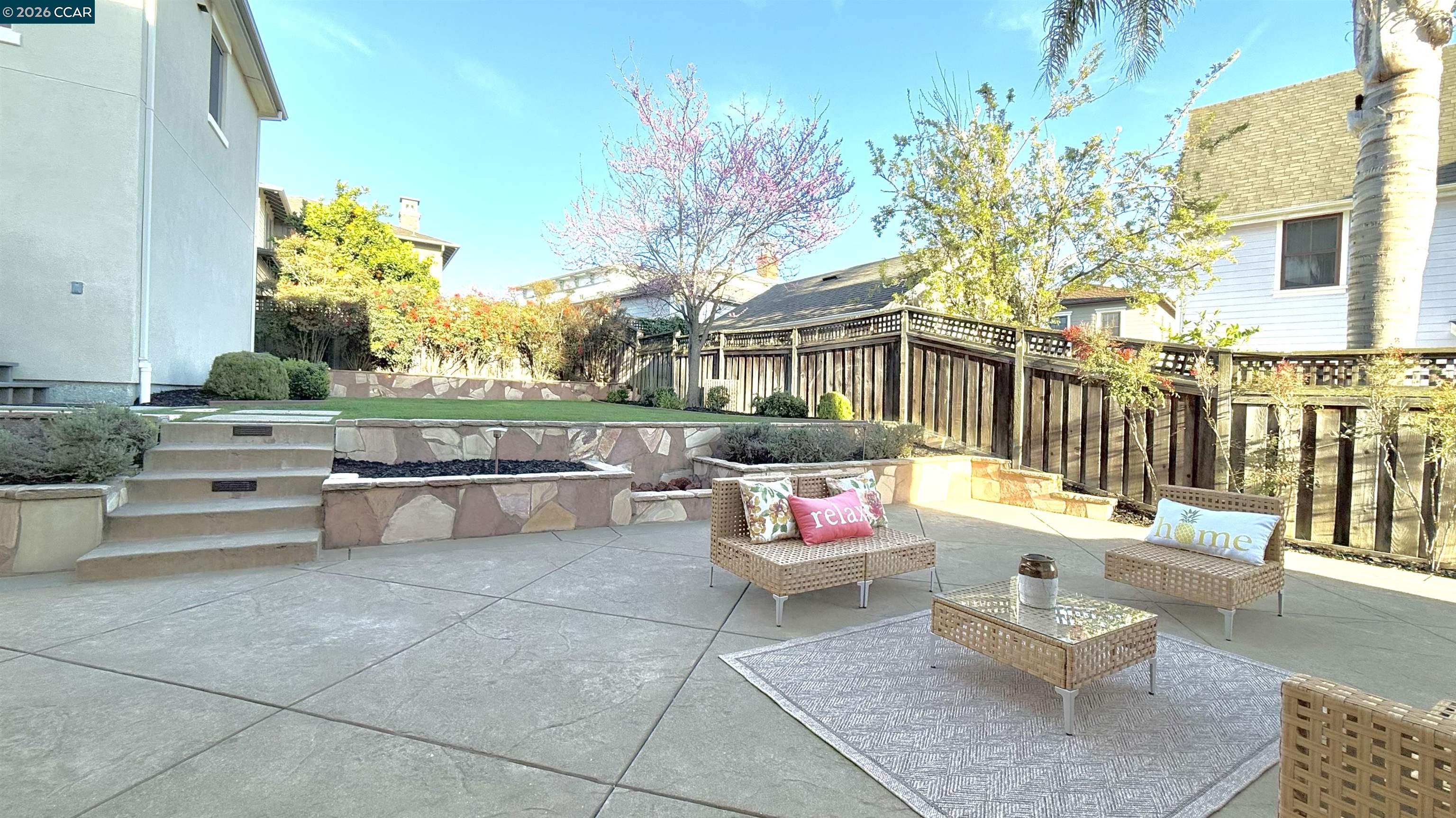 Detail Gallery Image 8 of 60 For 1018 Promenade St., Hercules,  CA 94547 - 6 Beds | 5/1 Baths