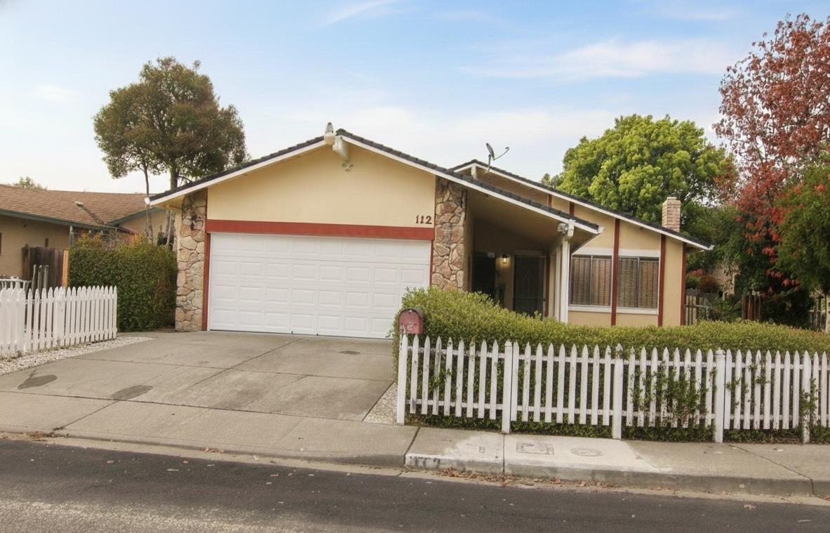 Front Image Thumbnail for BE41120307