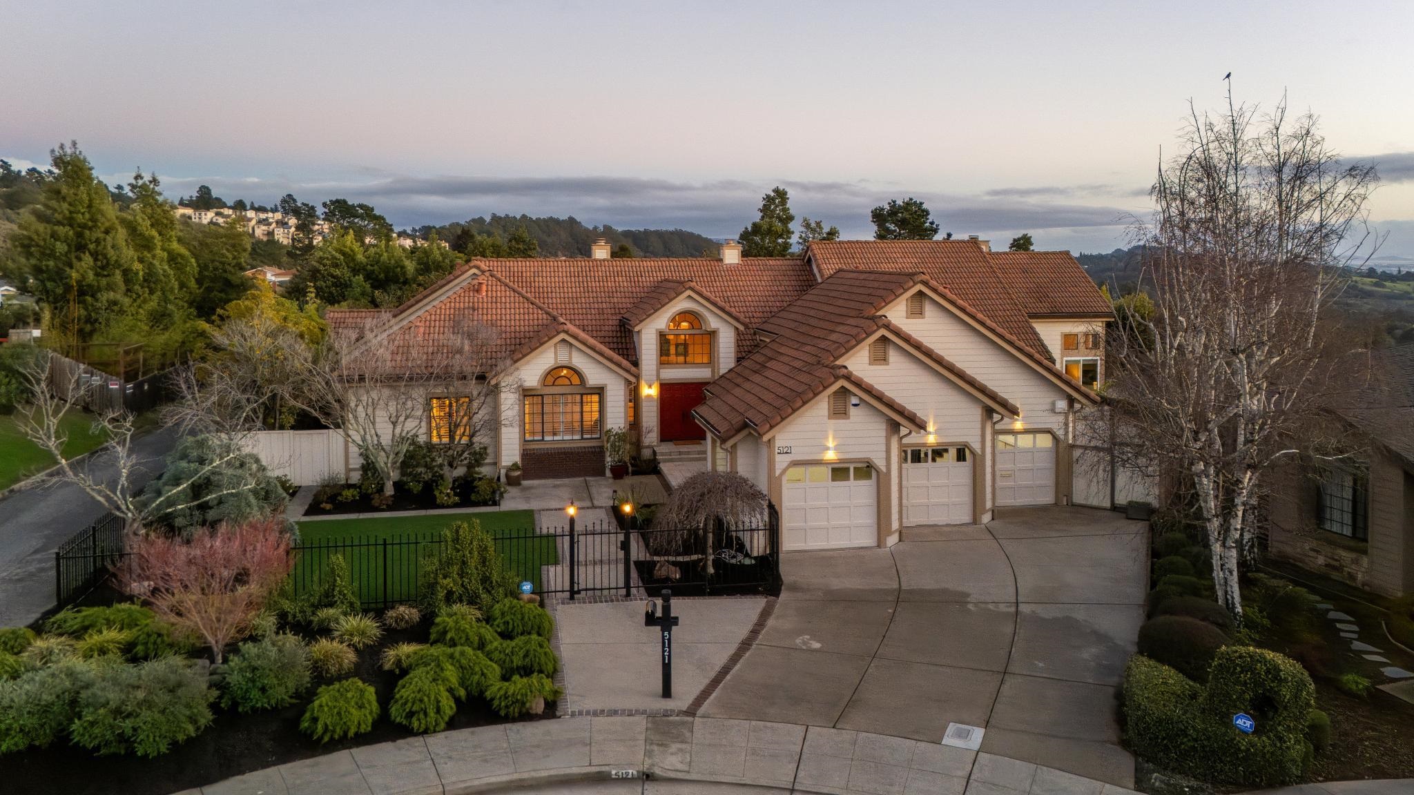 Front Image Thumbnail for EB41120365