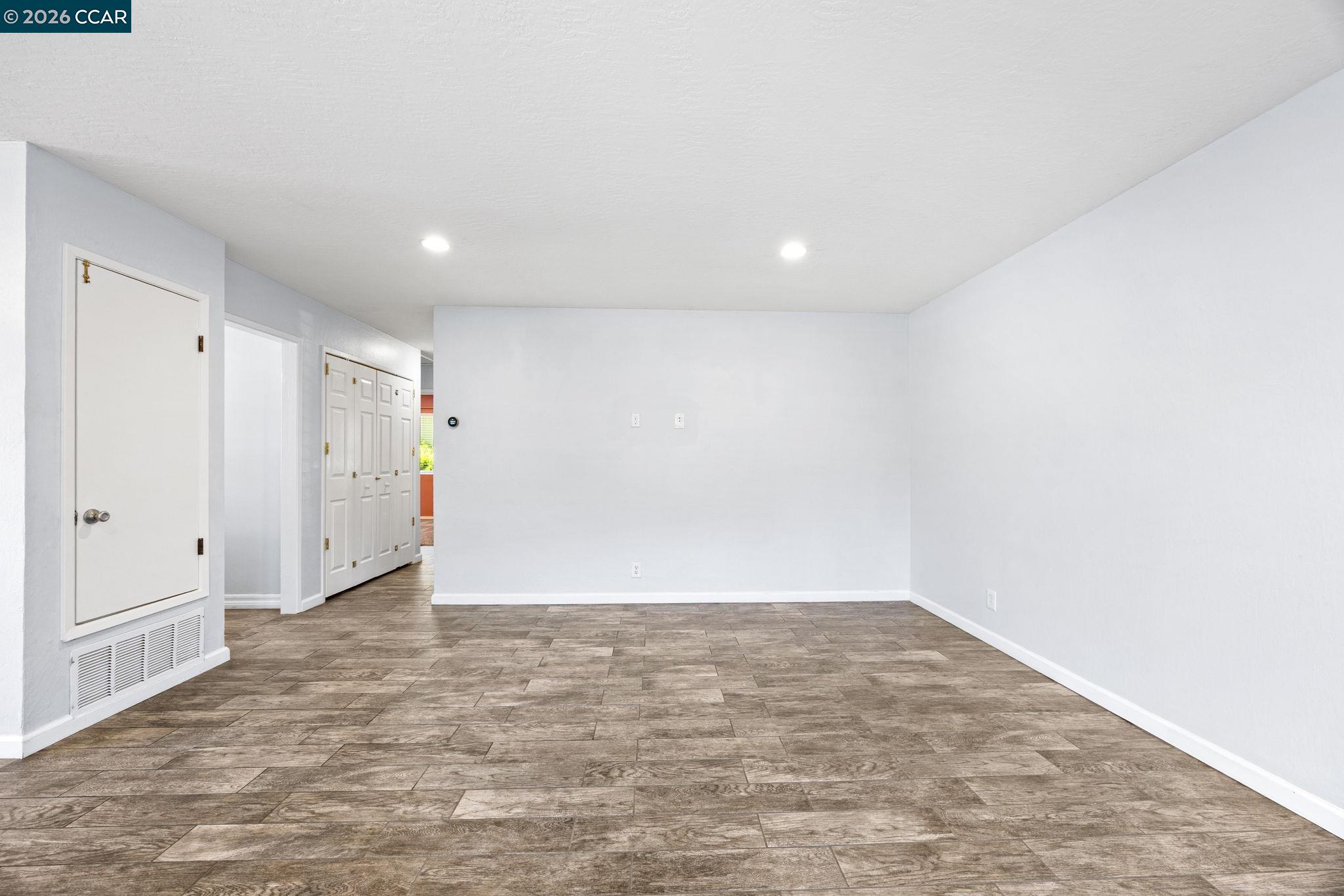 Photo #28: 41120367 Listing: Photo #28