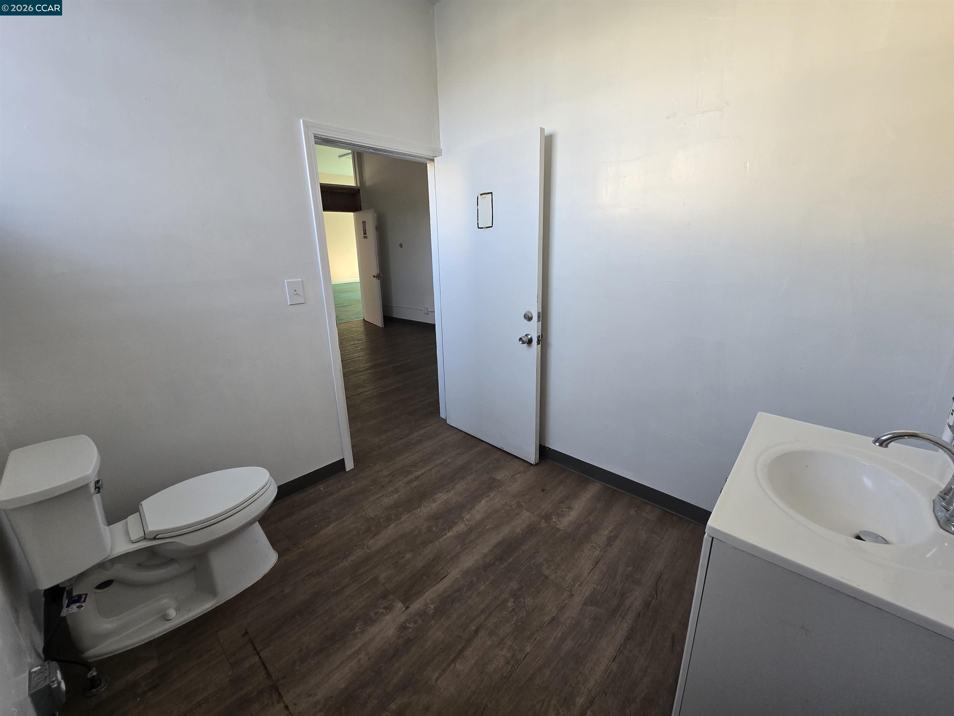 Detail Gallery Image 8 of 11 For 1326 Pomona St, Crockett,  CA 94525 - – Beds | – Baths