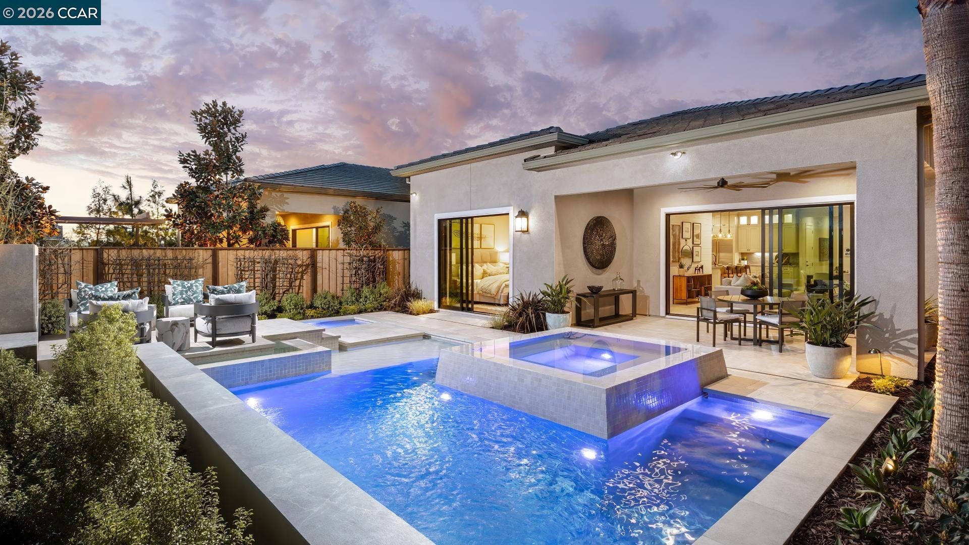 Detail Gallery Image 8 of 39 For 1585 Granite Place, Tracy,  CA 95377 - 2 Beds | 2 Baths