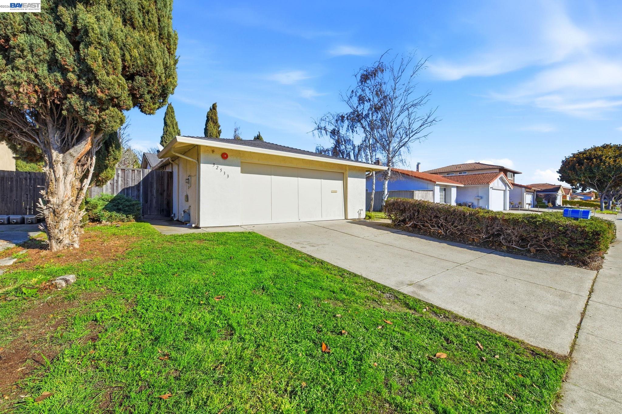 Front Image Thumbnail for BE41120447