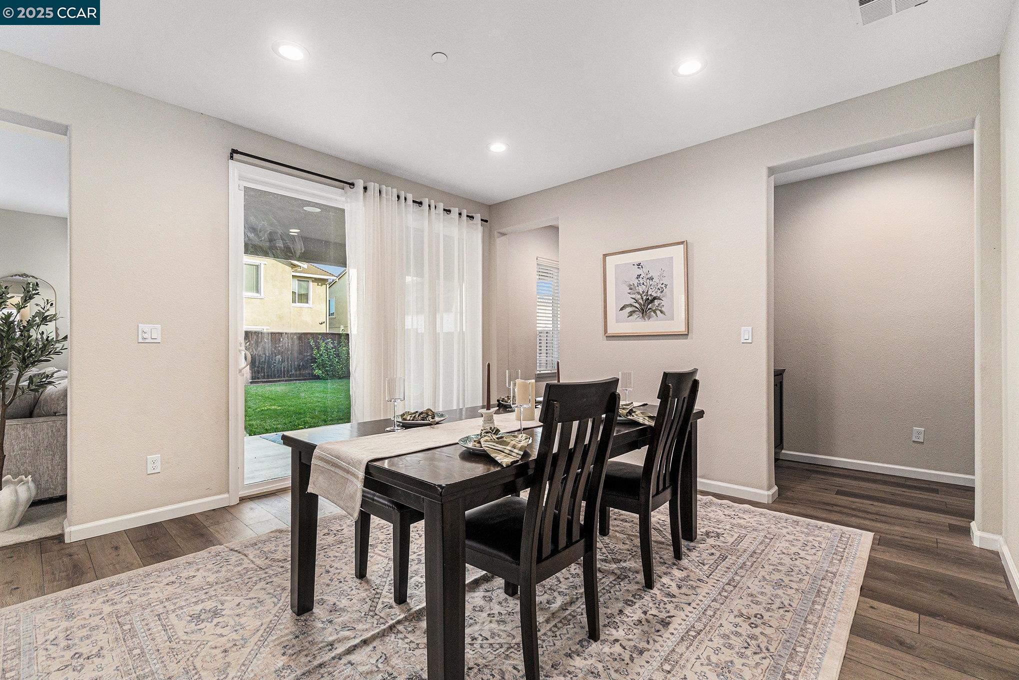 Detail Gallery Image 24 of 45 For 208 Littleton St, Oakley,  CA 94561 - 5 Beds | 4 Baths