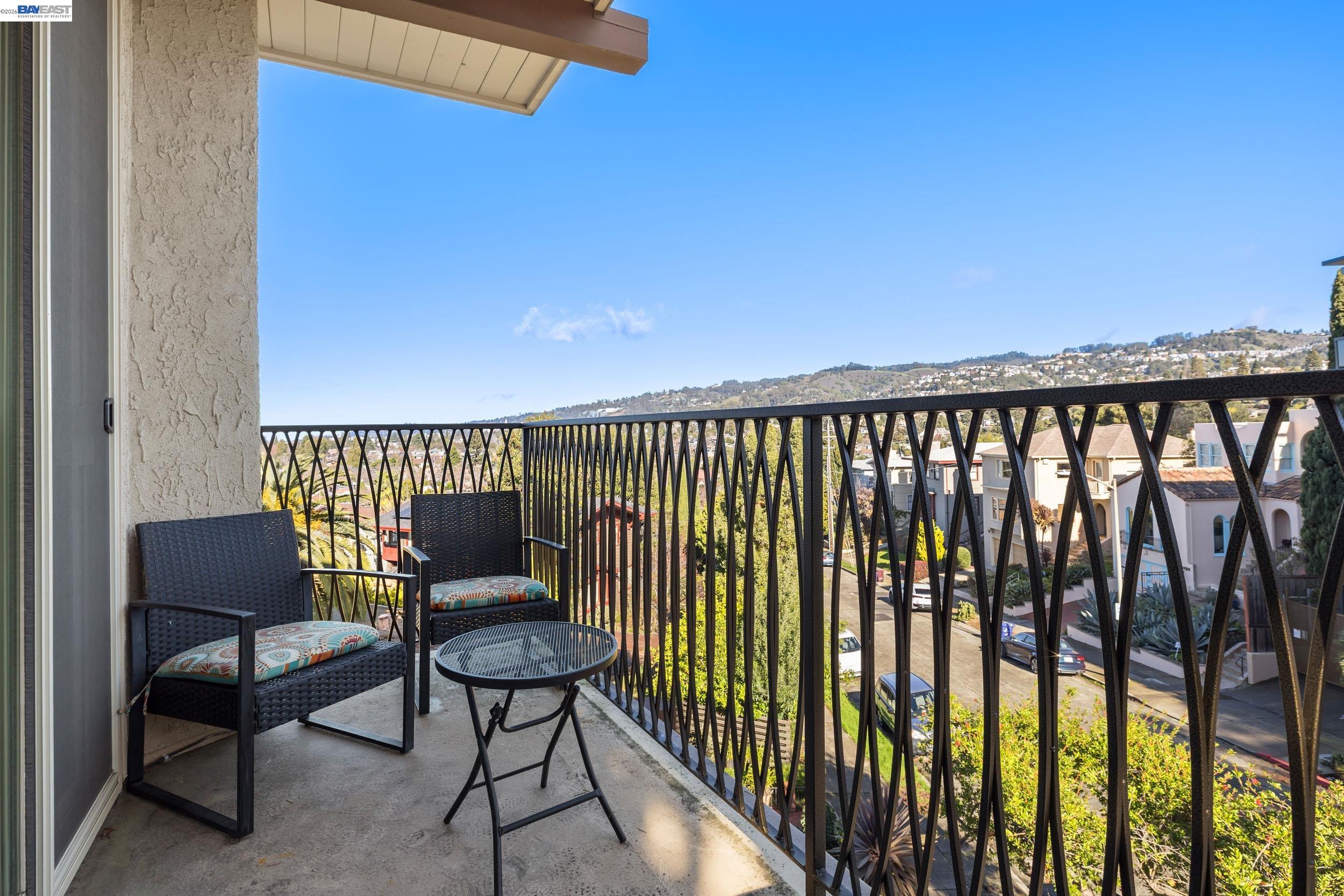 Front Image Thumbnail for BE41120465