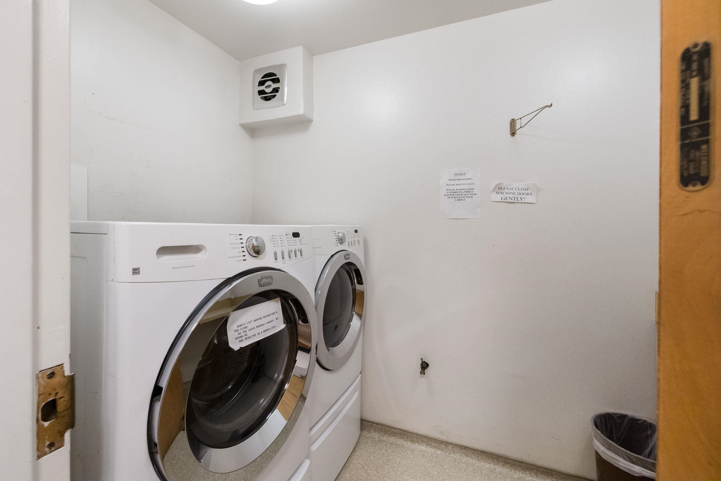 Detail Gallery Image 30 of 32 For 5405 Carlton St #303,  Oakland,  CA 94618 - 2 Beds | 2 Baths