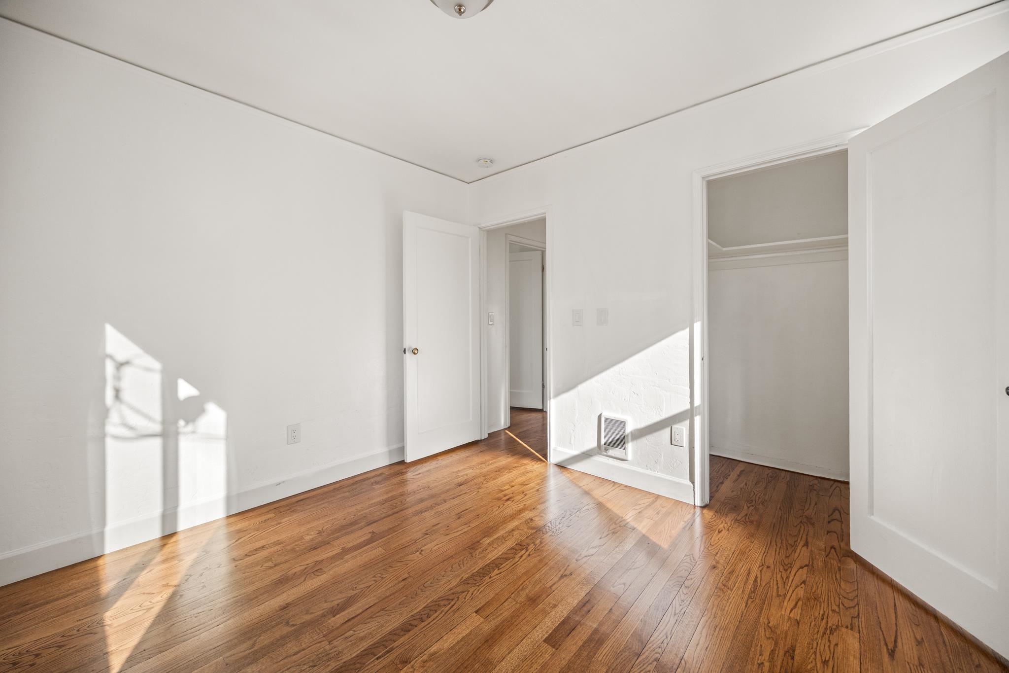 Detail Gallery Image 18 of 43 For 6320 Shattuck Ave, Oakland,  CA 94609 - – Beds | – Baths