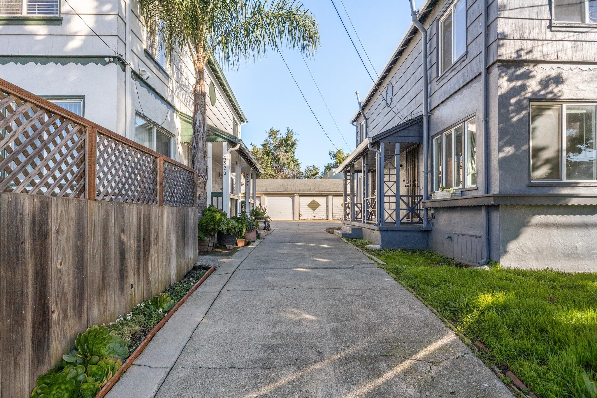 Detail Gallery Image 4 of 43 For 6320 Shattuck Ave, Oakland,  CA 94609 - – Beds | – Baths