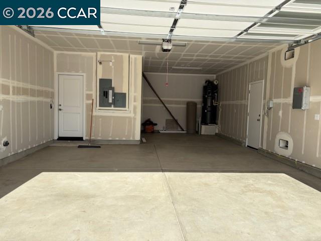 Detail Gallery Image 8 of 8 For 3547 Bullard Lane, Lathrop,  CA 95330-0000 - 4 Beds | 4/1 Baths