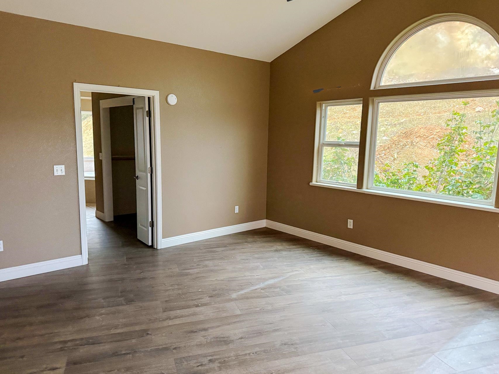 Detail Gallery Image 14 of 32 For 16446 Stamp Mill Loop, Jamestown,  CA 95327-9283 - 5 Beds | 4 Baths