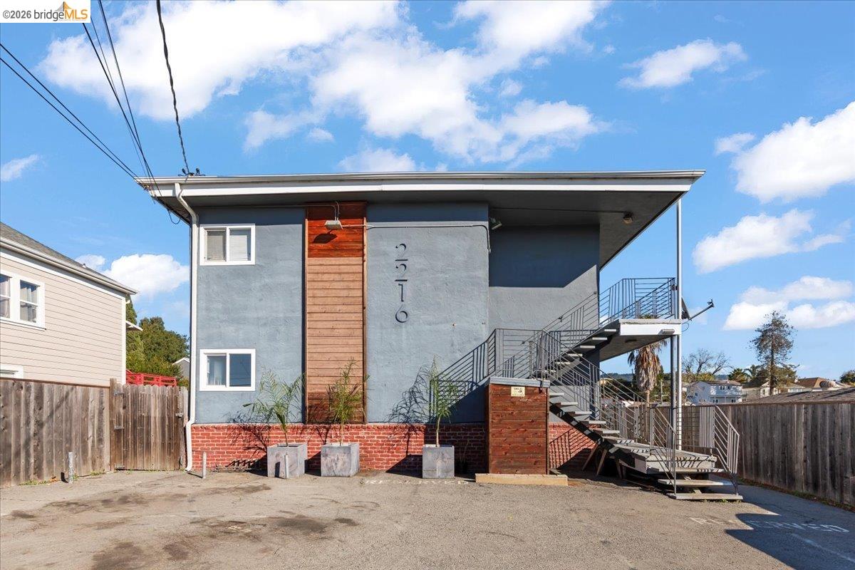 Front Image Thumbnail for EB41120534