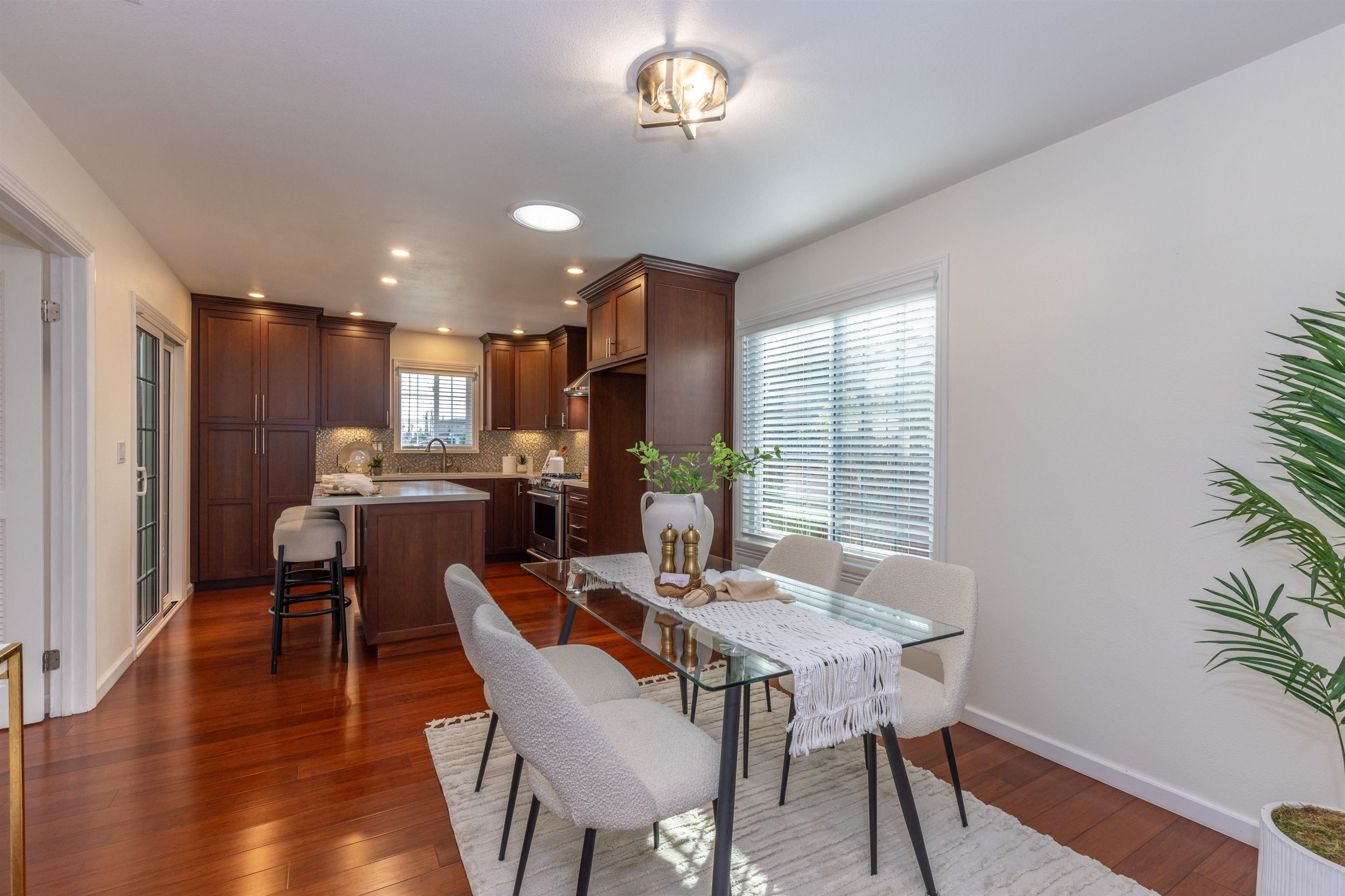 Detail Gallery Image 8 of 50 For 174 Tamalpais Ave, Livermore,  CA 94551 - 3 Beds | 2 Baths