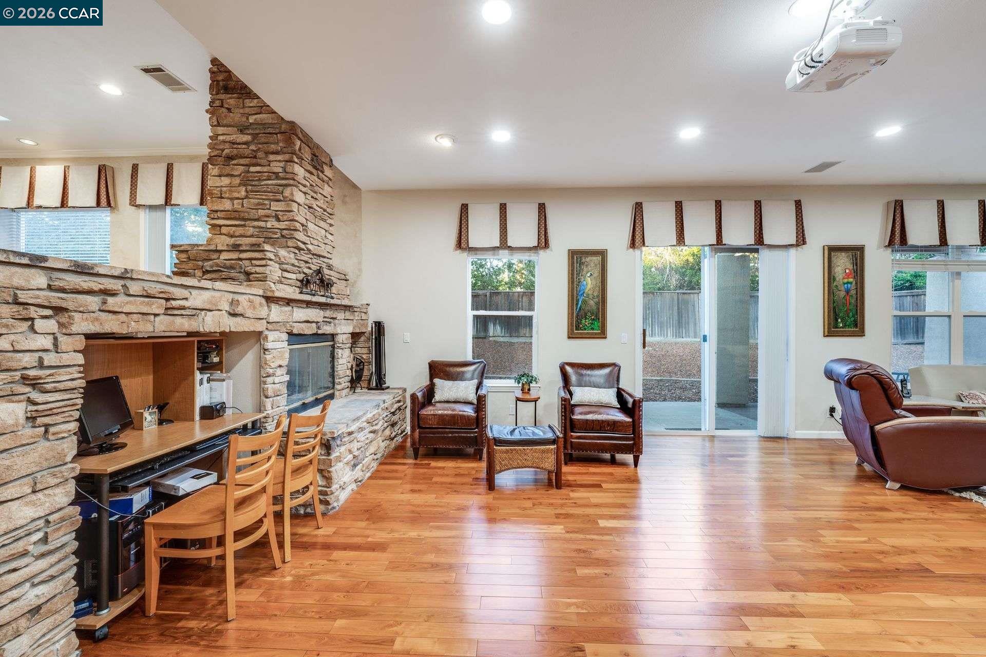 1105 Peacock Creek Drive, Clayton, CA, 94517