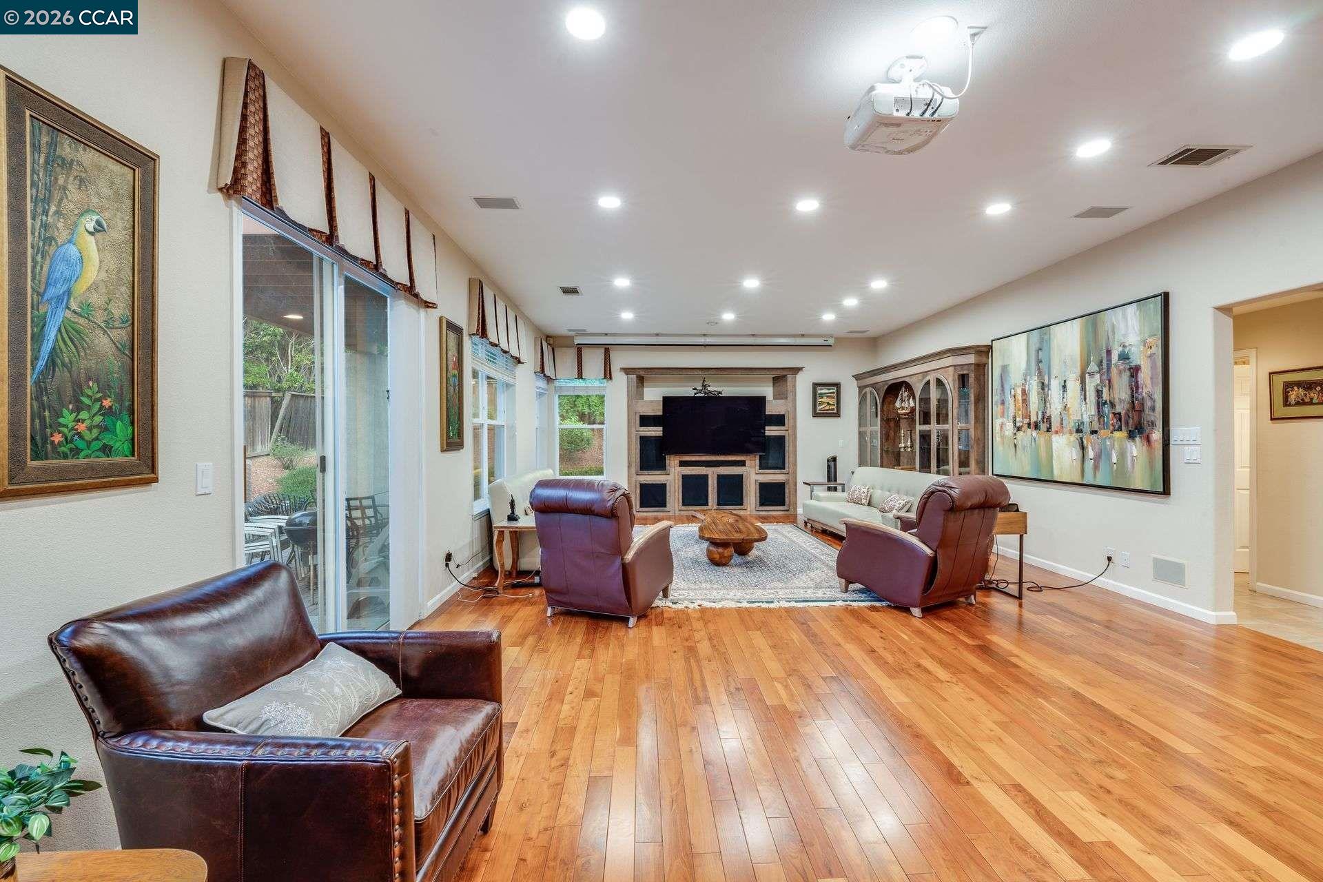 1105 Peacock Creek Drive, Clayton, CA, 94517