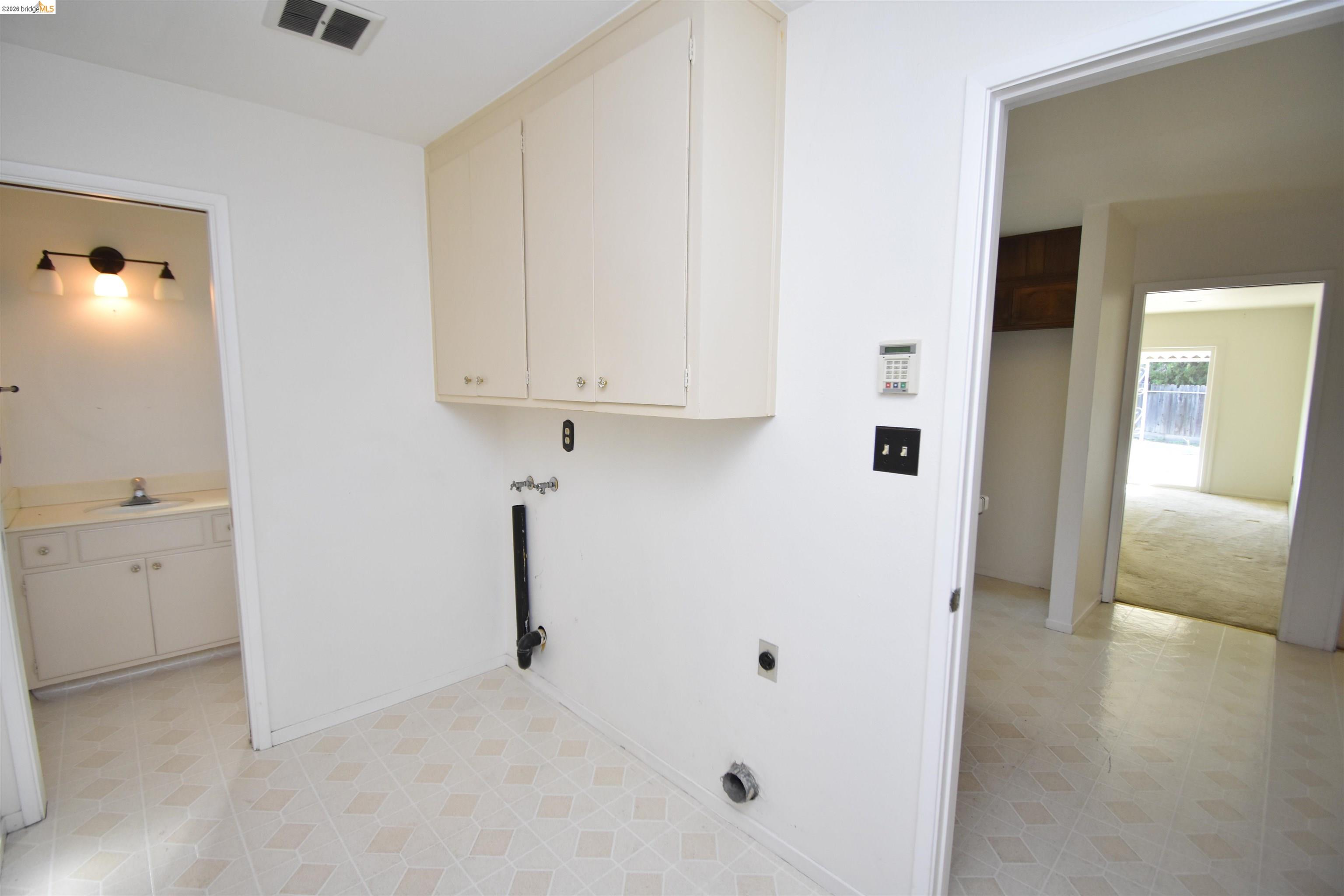 Detail Gallery Image 29 of 35 For 7011 Shoreham Pl, Stockton,  CA 95207 - 4 Beds | 2 Baths