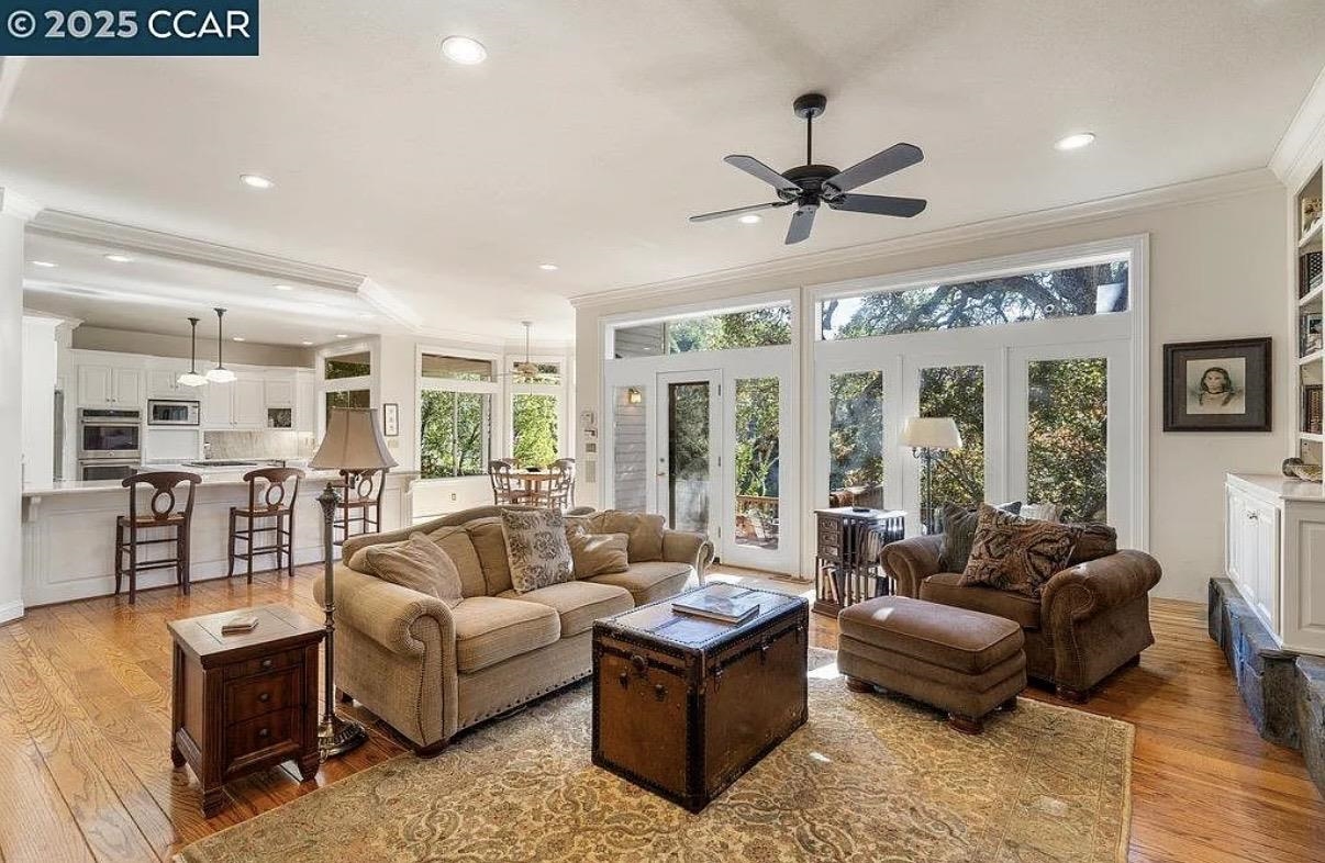 Detail Gallery Image 9 of 46 For 3109 Stonegate Dr, Alamo,  CA 94507 - 4 Beds | 4/1 Baths