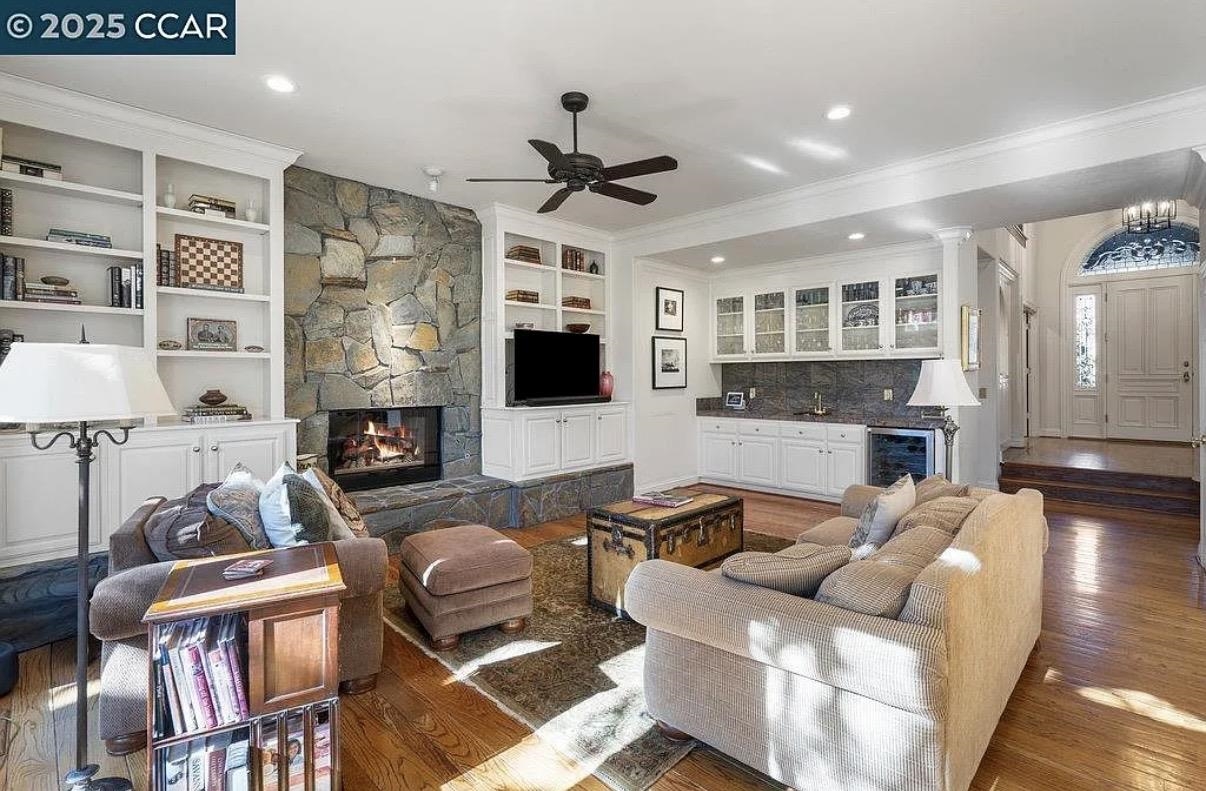 Detail Gallery Image 10 of 46 For 3109 Stonegate Dr, Alamo,  CA 94507 - 4 Beds | 4/1 Baths