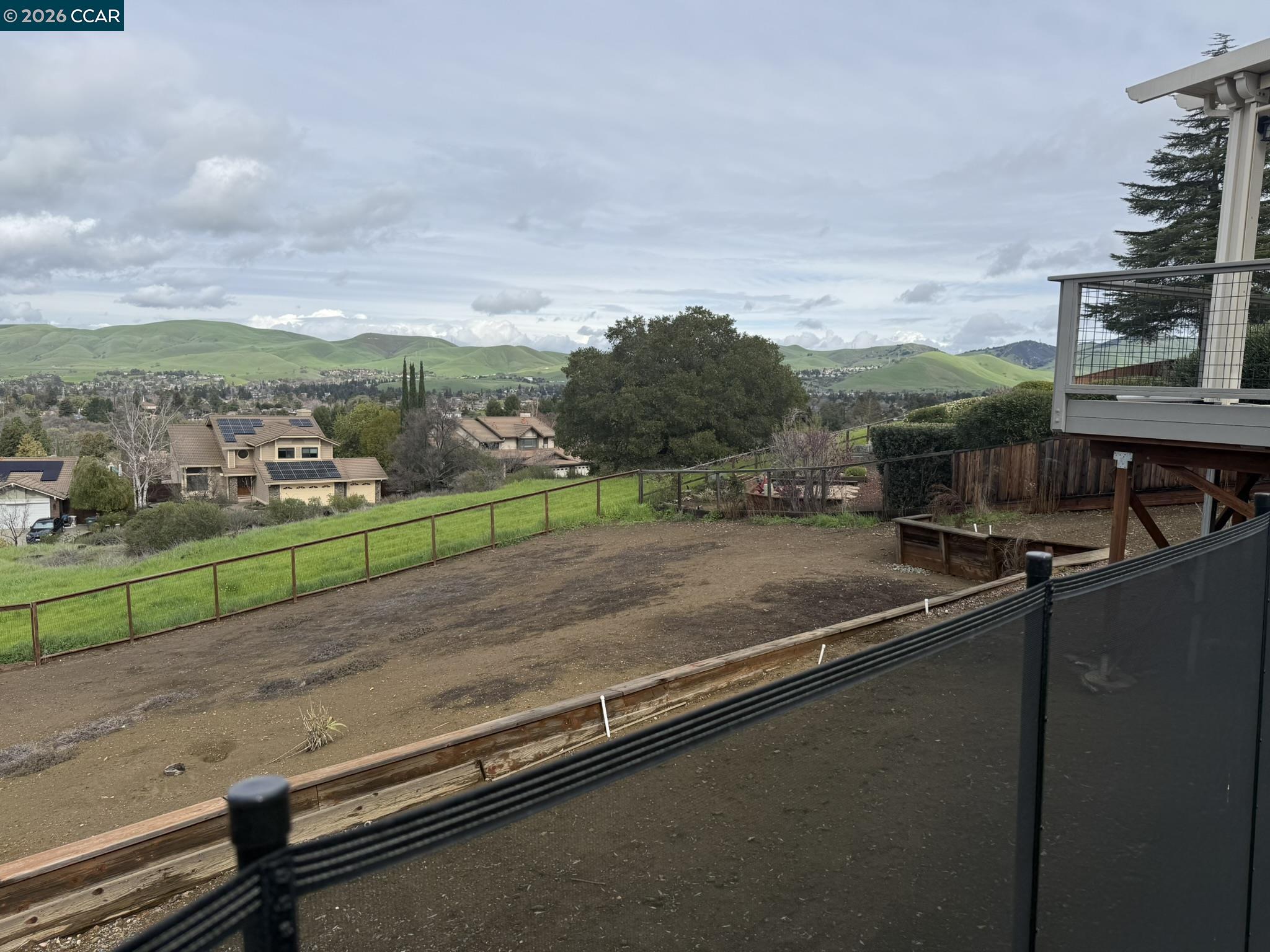 Detail Gallery Image 9 of 27 For 1109 Vista Point Ln, Concord,  CA 94521 - 4 Beds | 3 Baths