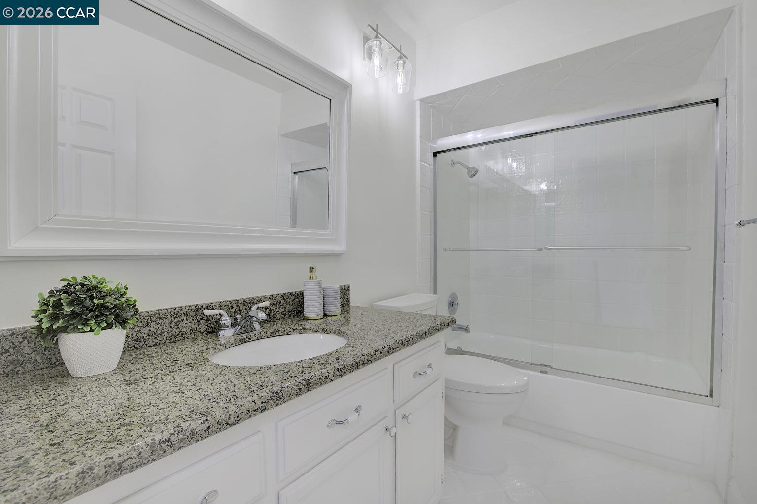 Photo #25: 41120618 Listing: Photo #25