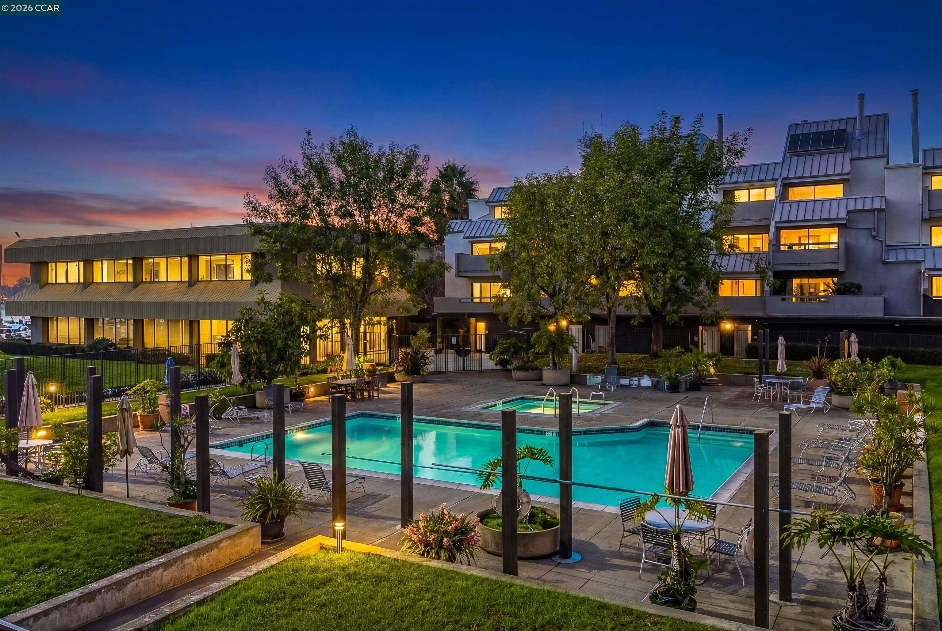 5 Embarcadero UNIT 129, Oakland, CA, 94607