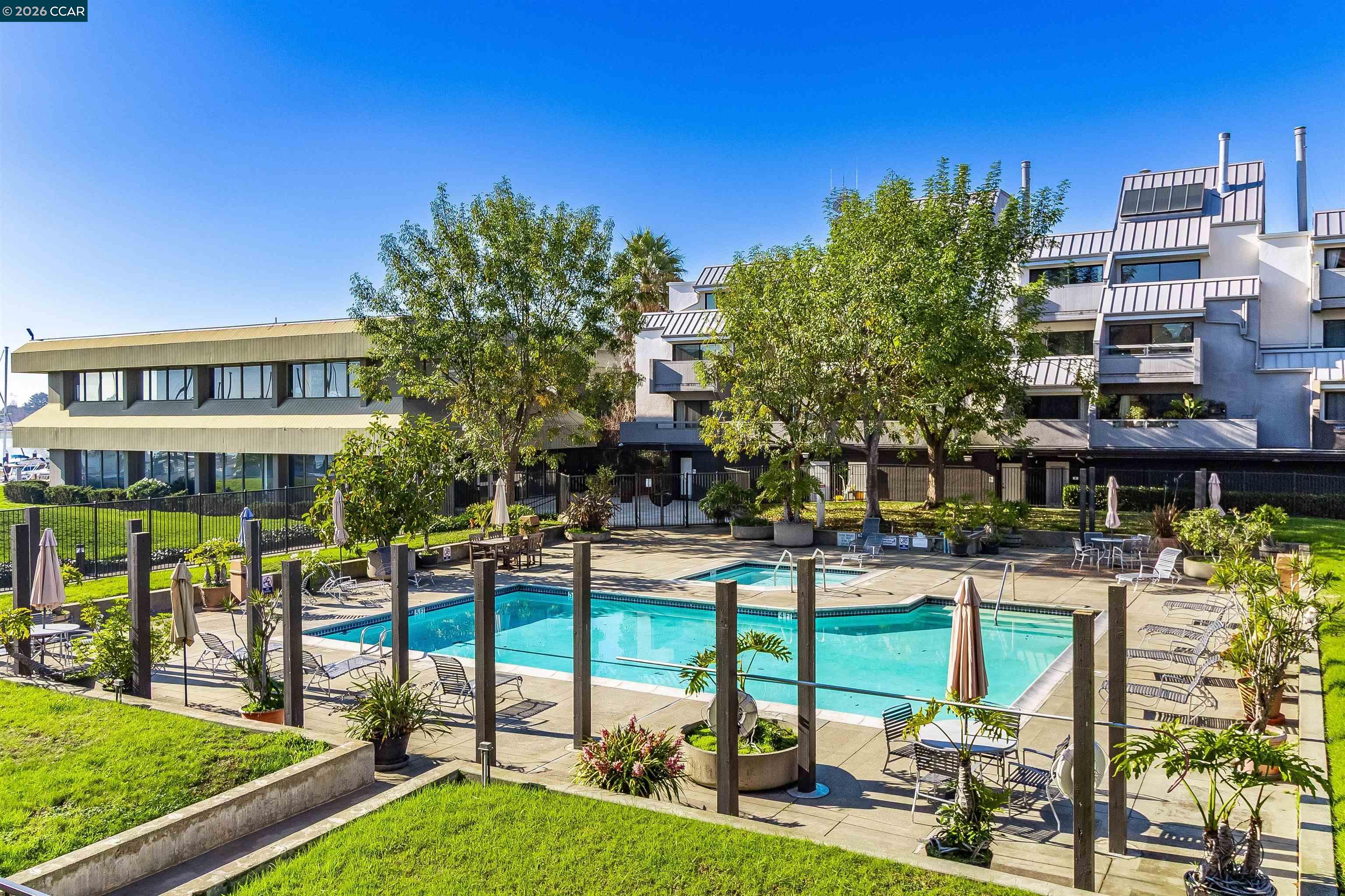 Photo #16: 41120625 Listing: Photo #16