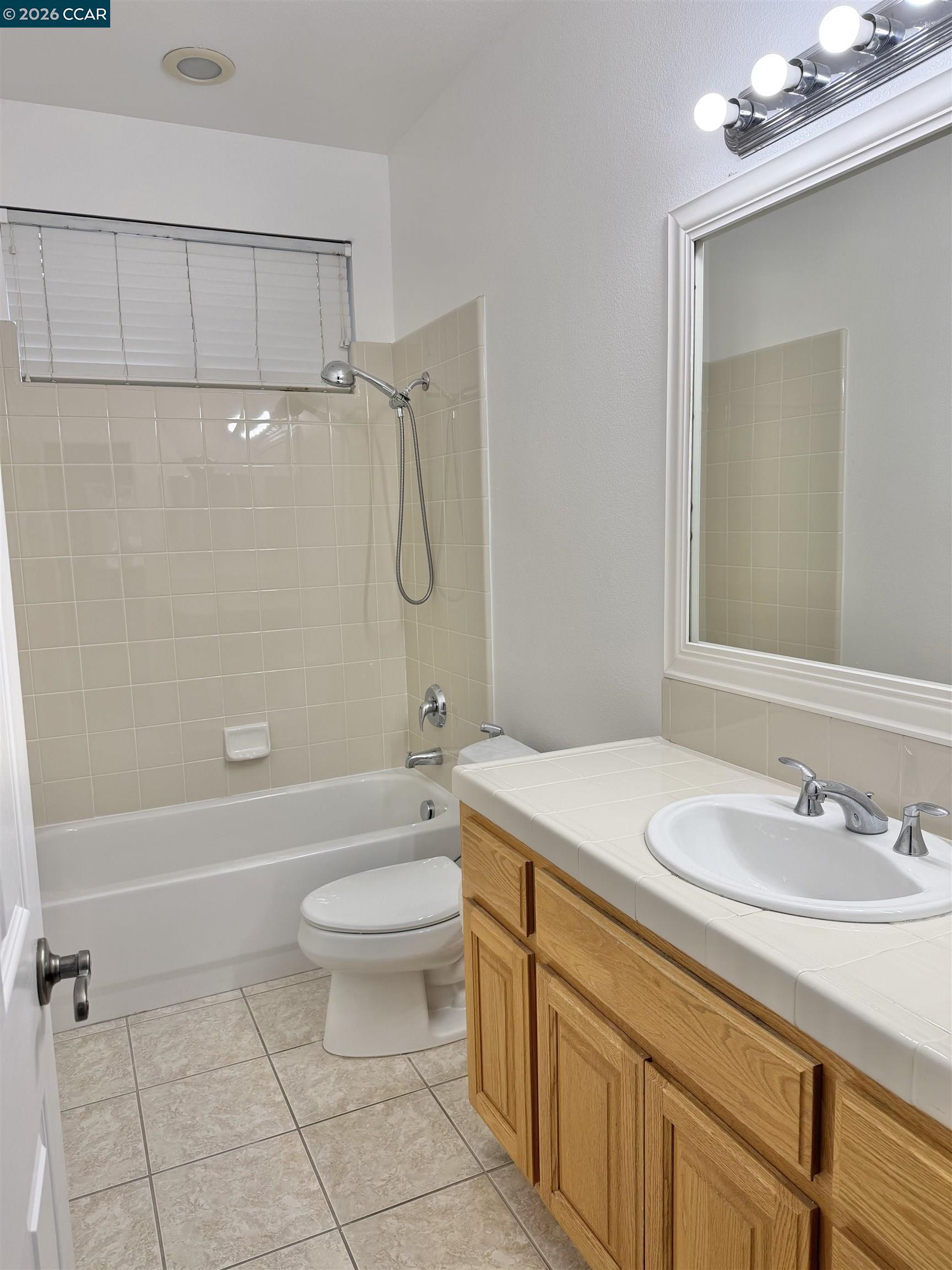 Detail Gallery Image 39 of 48 For 350 Caroni St, Walnut Creek,  CA 94597 - 4 Beds | 3 Baths