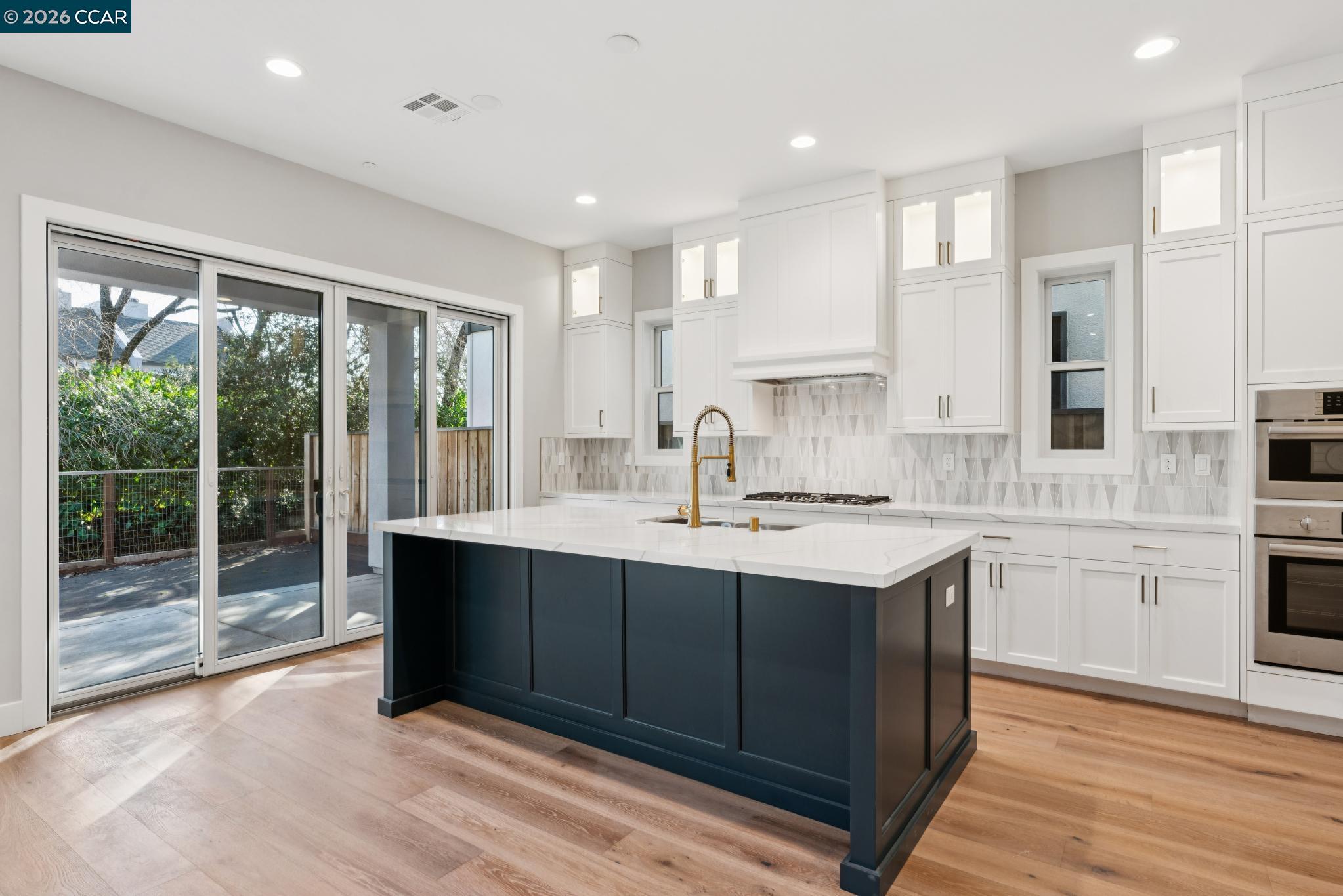 Detail Gallery Image 2 of 7 For 261 Haleena Place, Walnut Creek,  CA 94596 - 3 Beds | 2/1 Baths