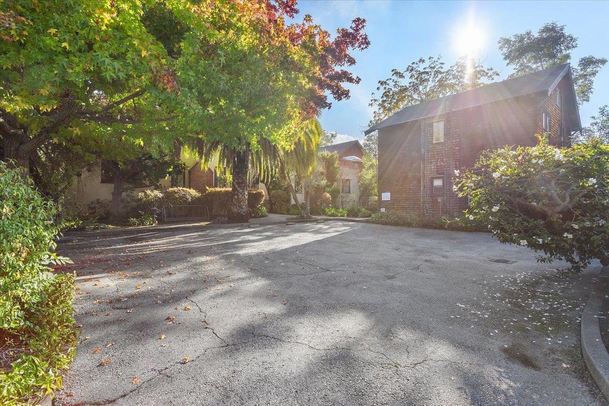 2702 Dana St, Berkeley CA 94705 — photo 27