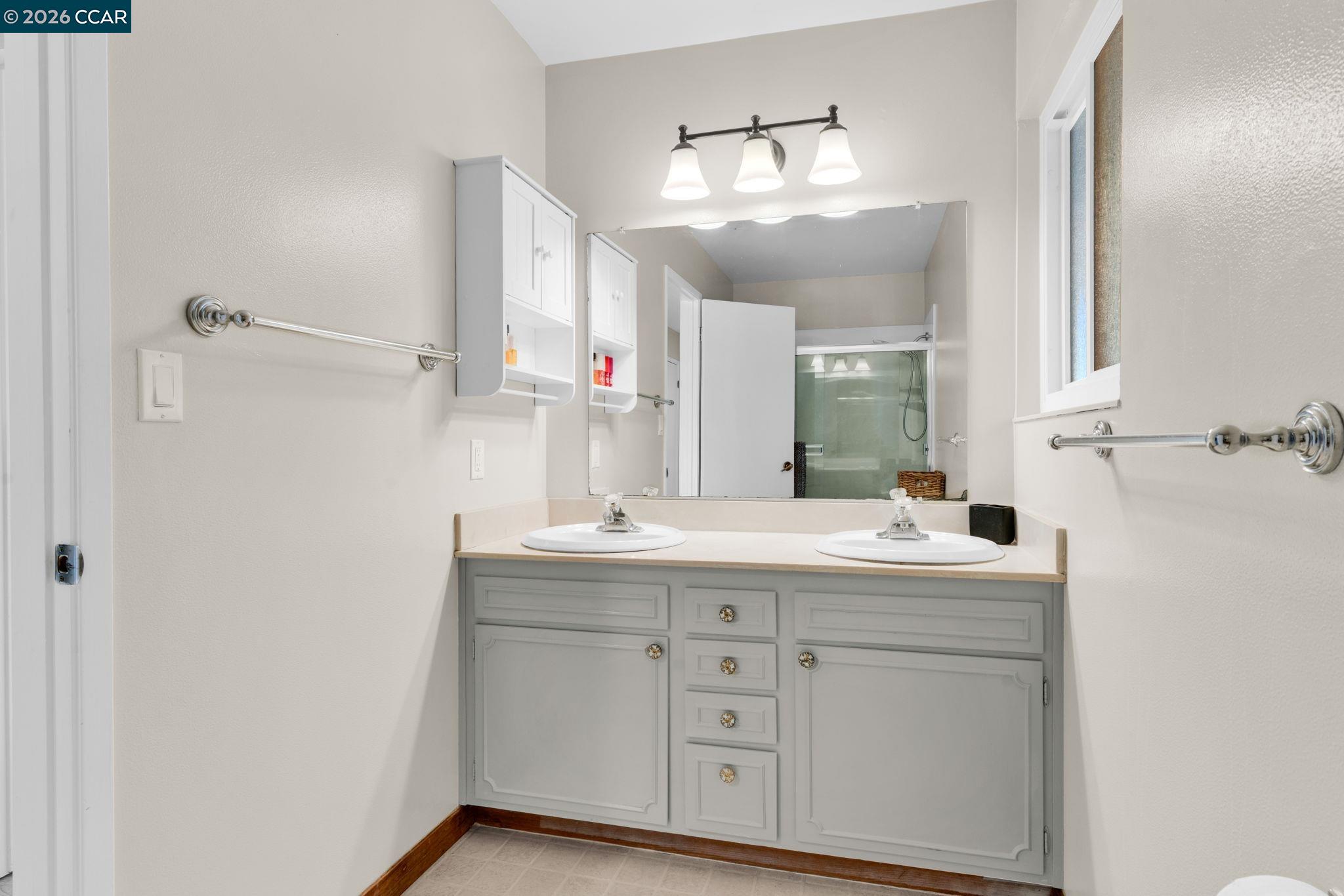 Detail Gallery Image 30 of 51 For 327 Mt Washington Way, Clayton,  CA 94517 - 5 Beds | 2/1 Baths