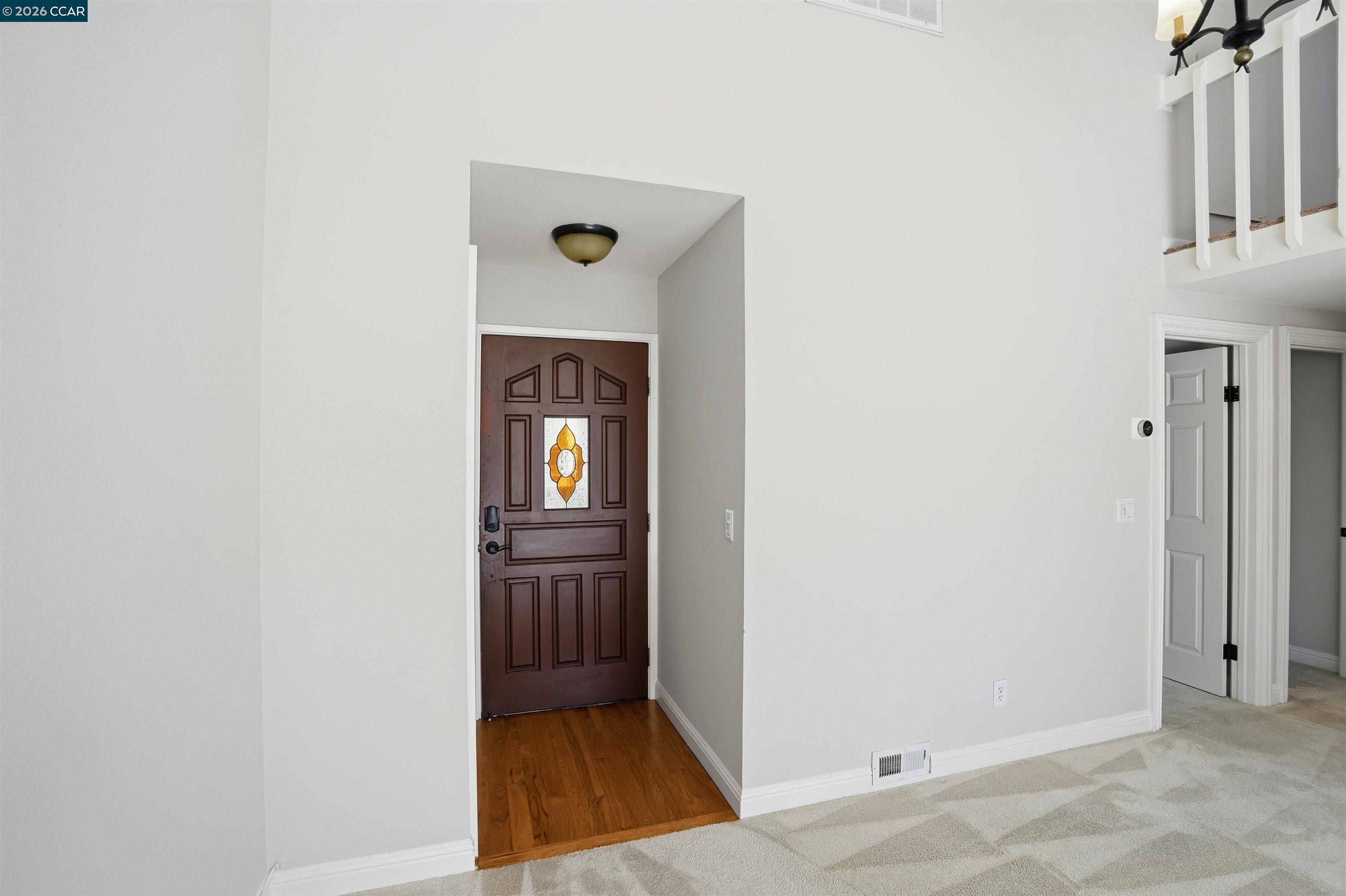 Detail Gallery Image 6 of 32 For 824 Cedar St #B,  Redwood City,  CA 94063 - 2 Beds | 1/1 Baths