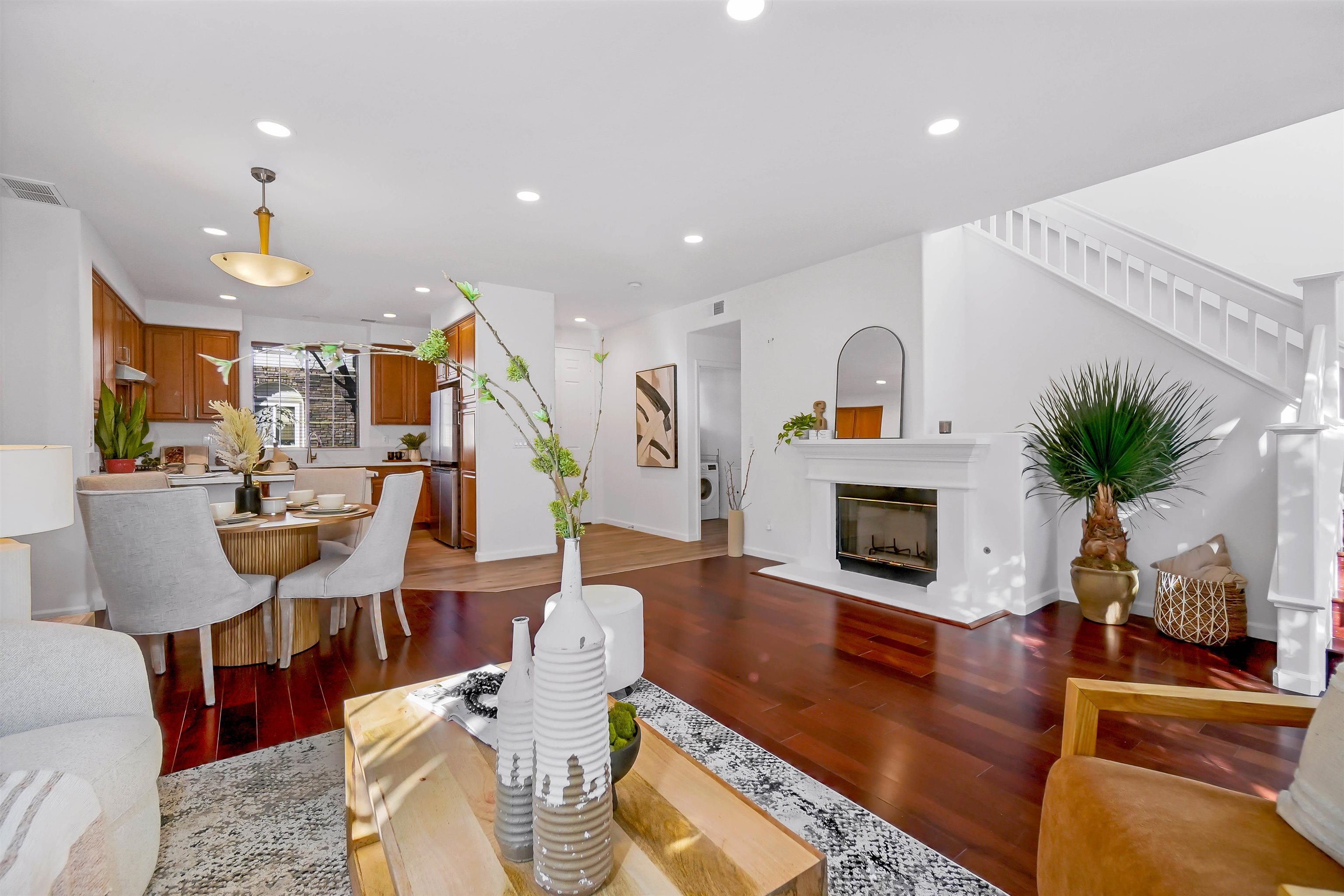 Front Image Thumbnail for EB41120689