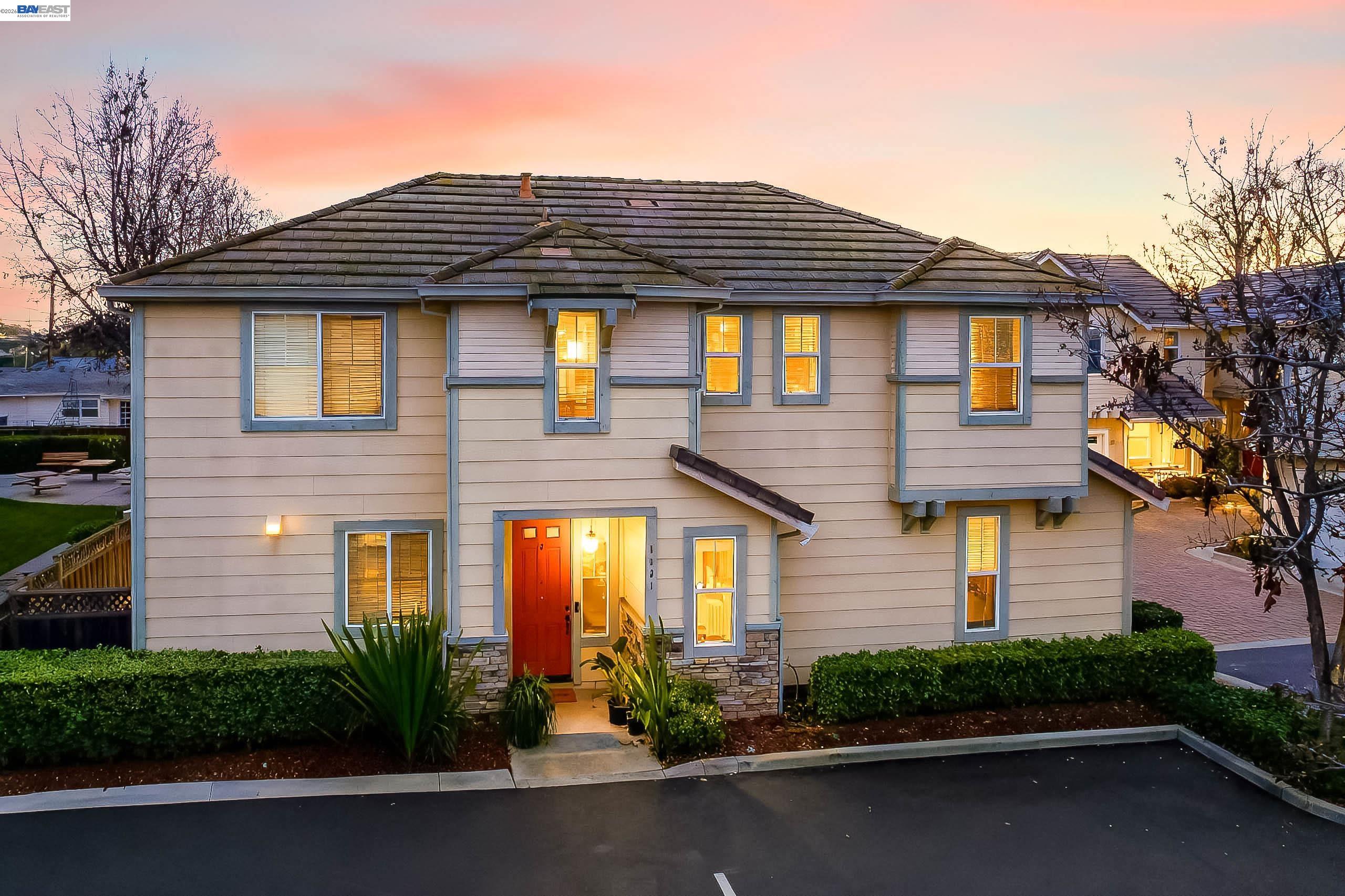 Front Image Thumbnail for BE41120698