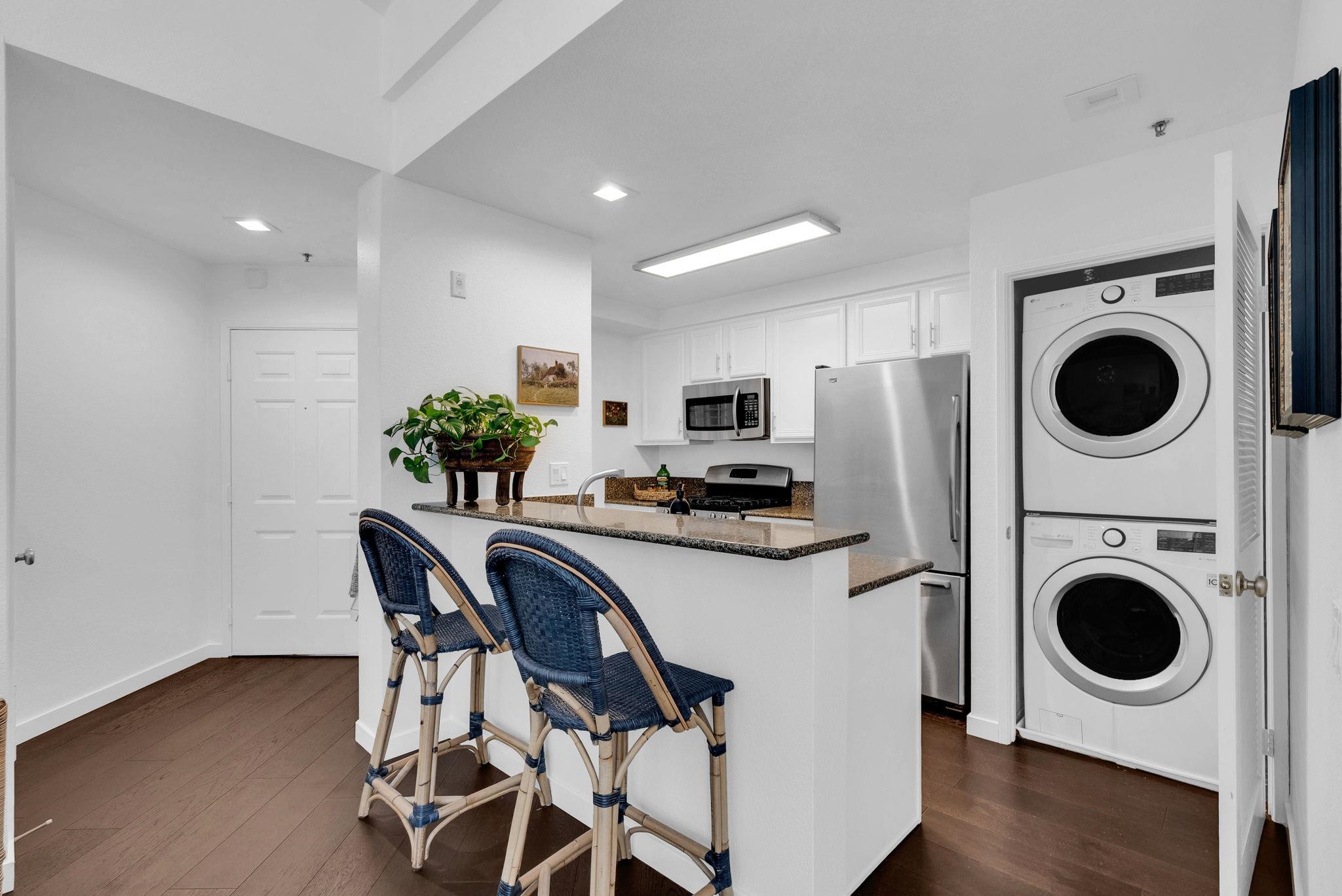 Detail Gallery Image 5 of 27 For 180 Caldecott #314,  Oakland,  CA 94618 - 1 Beds | 1 Baths