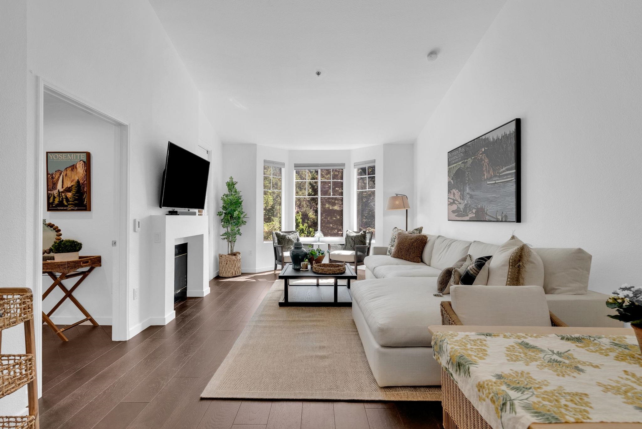 Detail Gallery Image 9 of 27 For 180 Caldecott #314,  Oakland,  CA 94618 - 1 Beds | 1 Baths