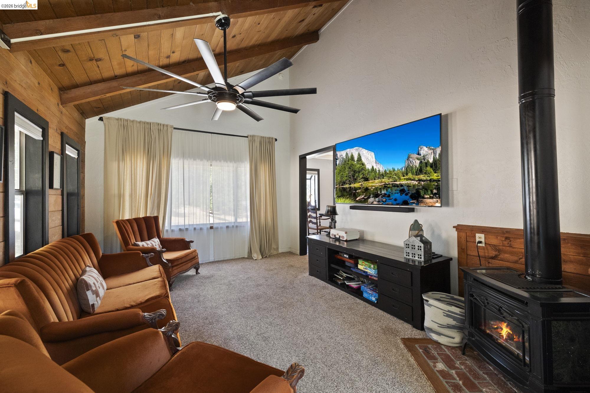 Detail Gallery Image 14 of 44 For 20785 Buttercup Cir, Groveland,  CA 95321 - 3 Beds | 2 Baths