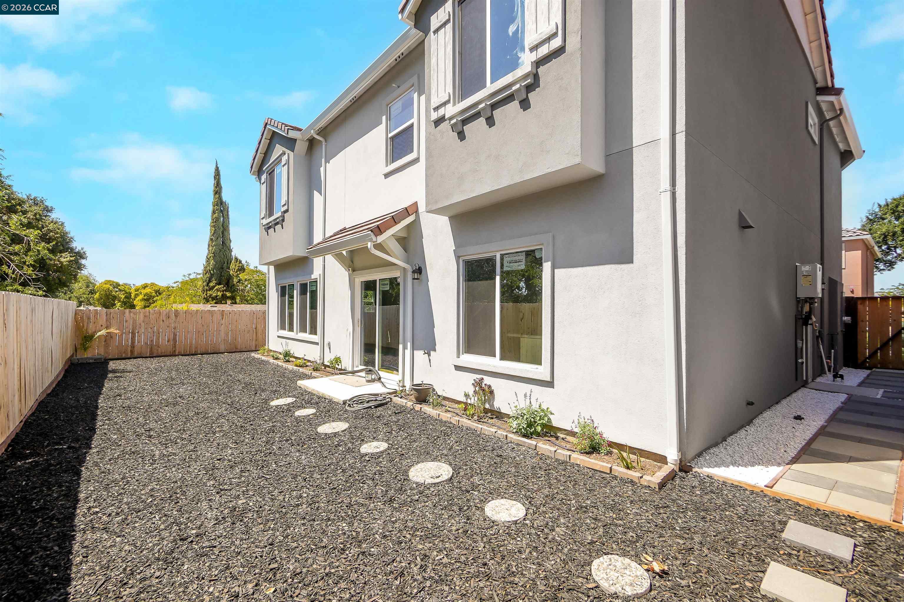 Detail Gallery Image 5 of 20 For 2722 Cowell Rd, Concord,  CA 94518 - 4 Beds | 3 Baths