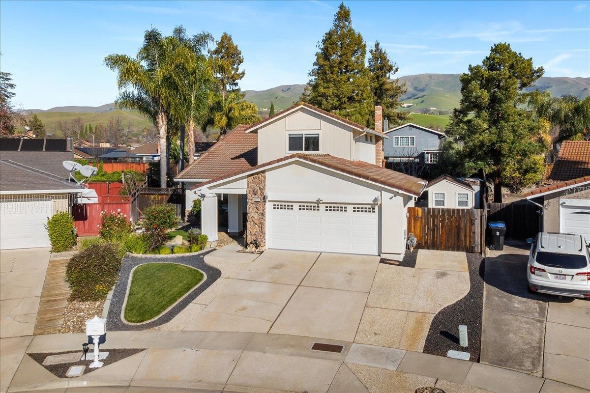 Detail Gallery Image 2 of 58 For 48830 Big Horn Ct, Fremont,  CA 94539 - 4 Beds | 2/1 Baths