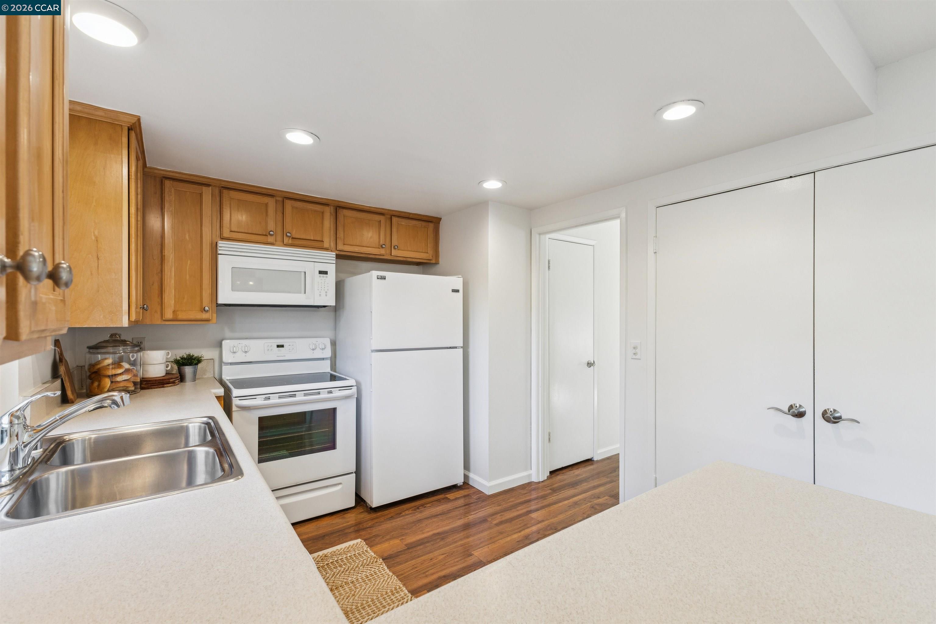 Detail Gallery Image 11 of 25 For 2508 Fountainhead Drive, San Ramon,  CA 94583 - 3 Beds | 1/1 Baths