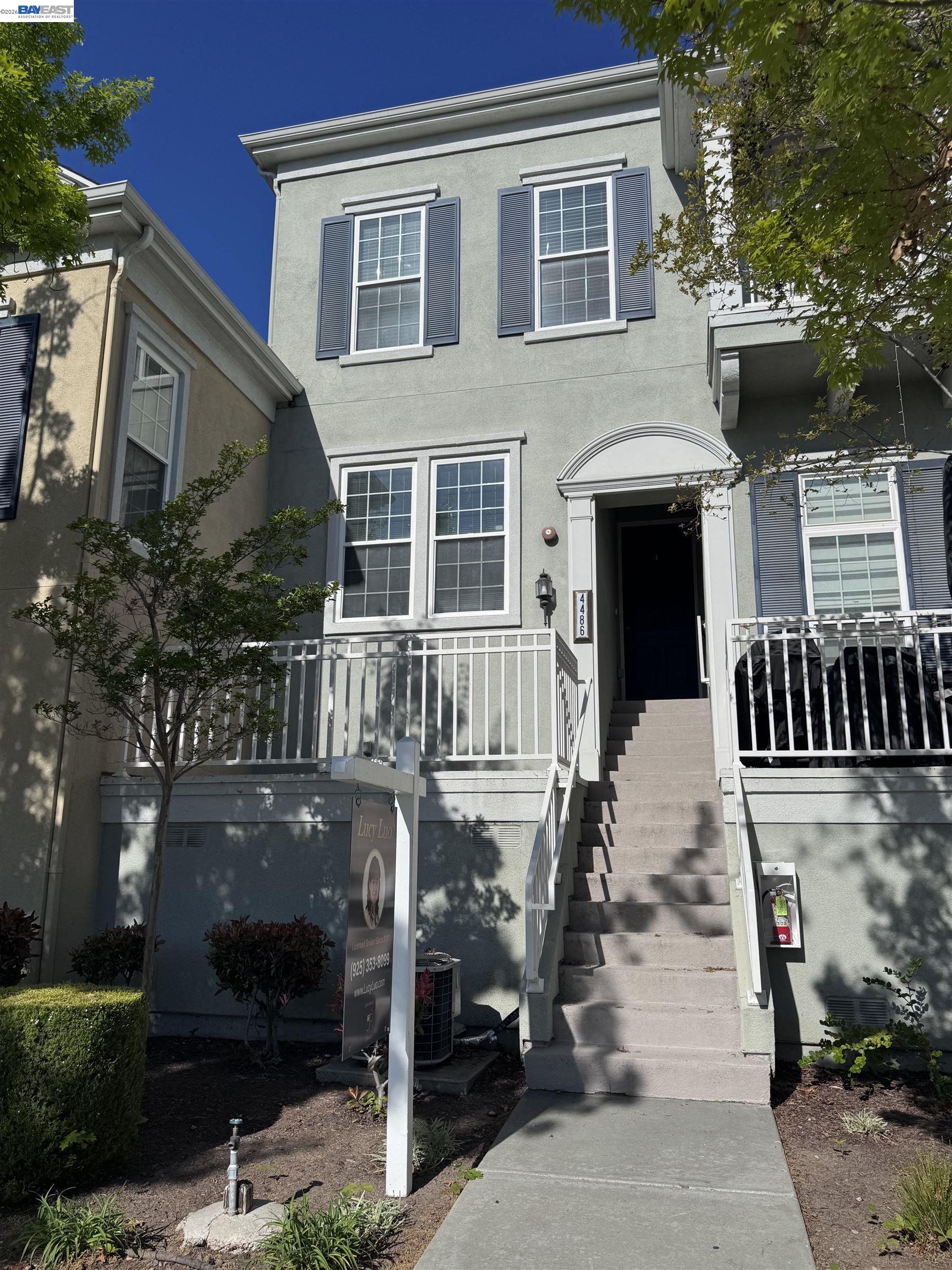 Front Image Thumbnail for BE41120792