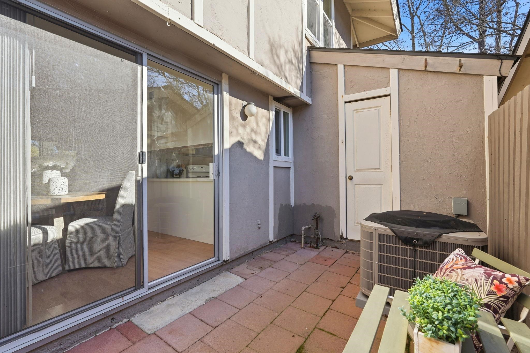 Detail Gallery Image 31 of 40 For 21091 Red Fir Ct, Cupertino,  CA 95014 - 3 Beds | 1/1 Baths