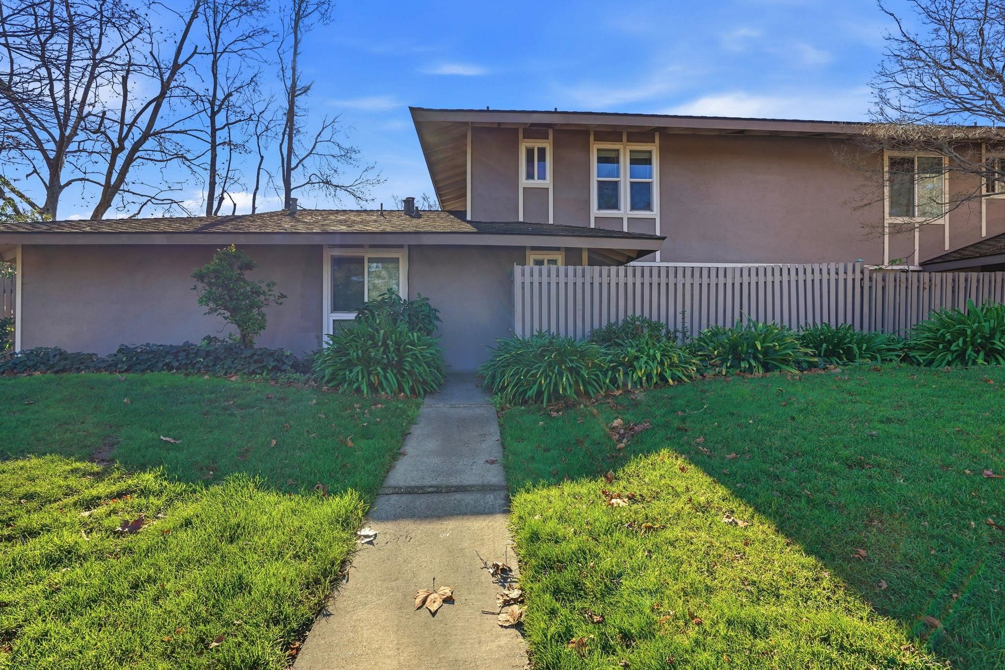 Detail Gallery Image 32 of 40 For 21091 Red Fir Ct, Cupertino,  CA 95014 - 3 Beds | 1/1 Baths