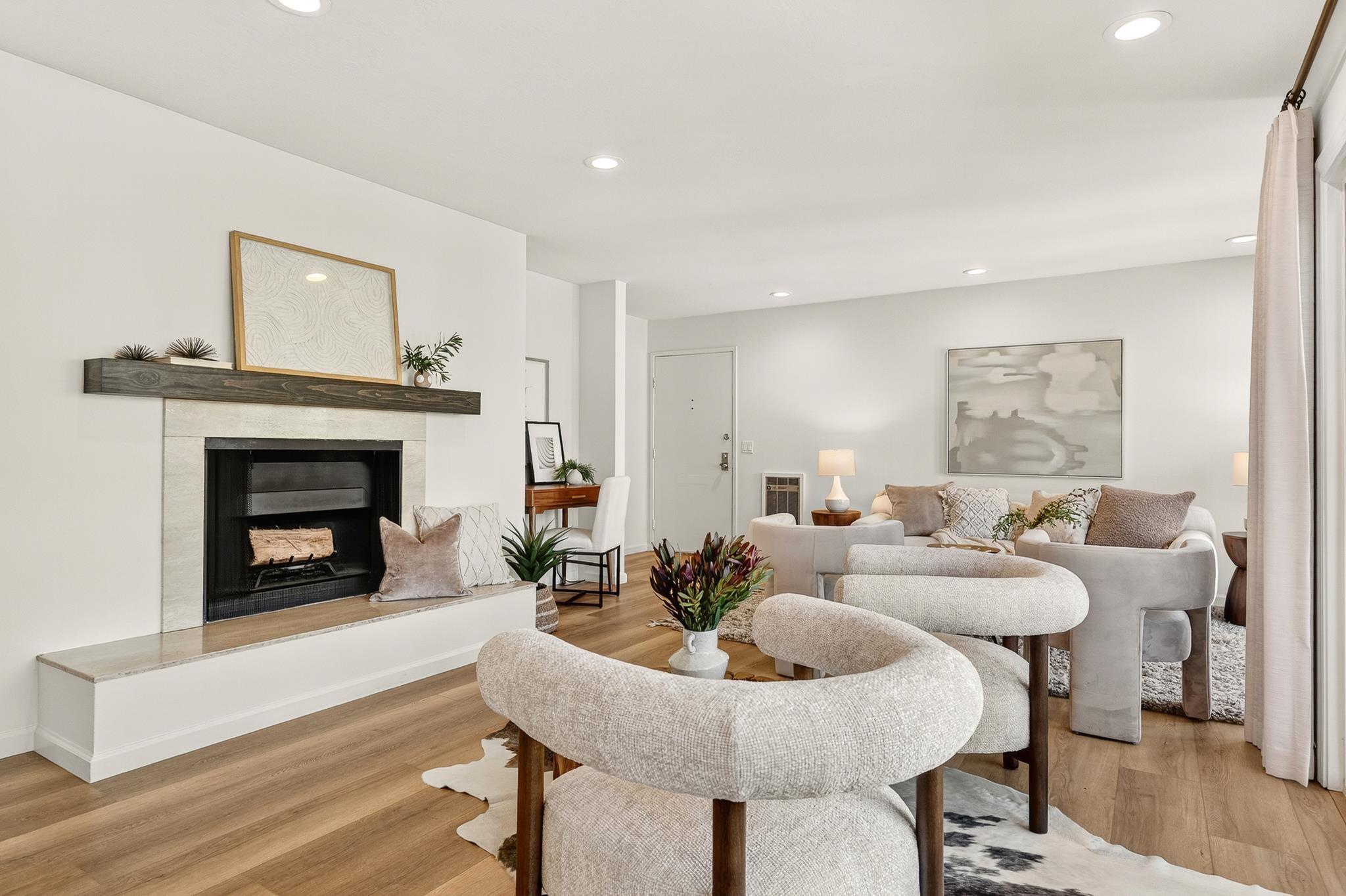 Photo #4: 41120818 Listing: Photo #4