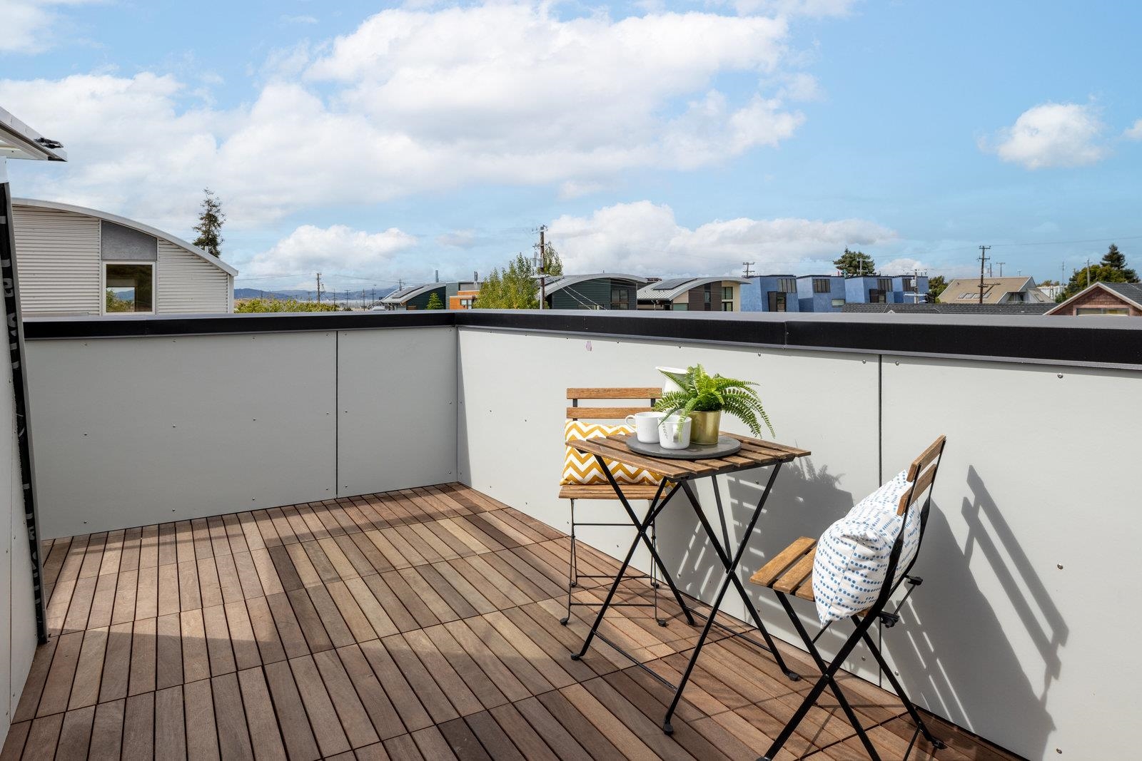 Detail Gallery Image 38 of 41 For 817 Jones, Berkeley,  CA 94710 - 2 Beds | 1/1 Baths