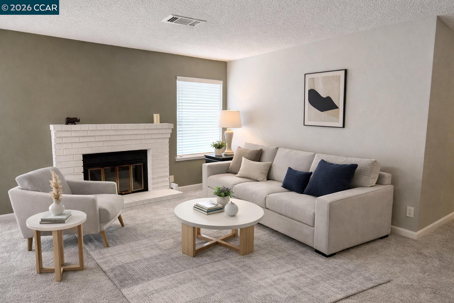 Front Image Thumbnail for CC41120864