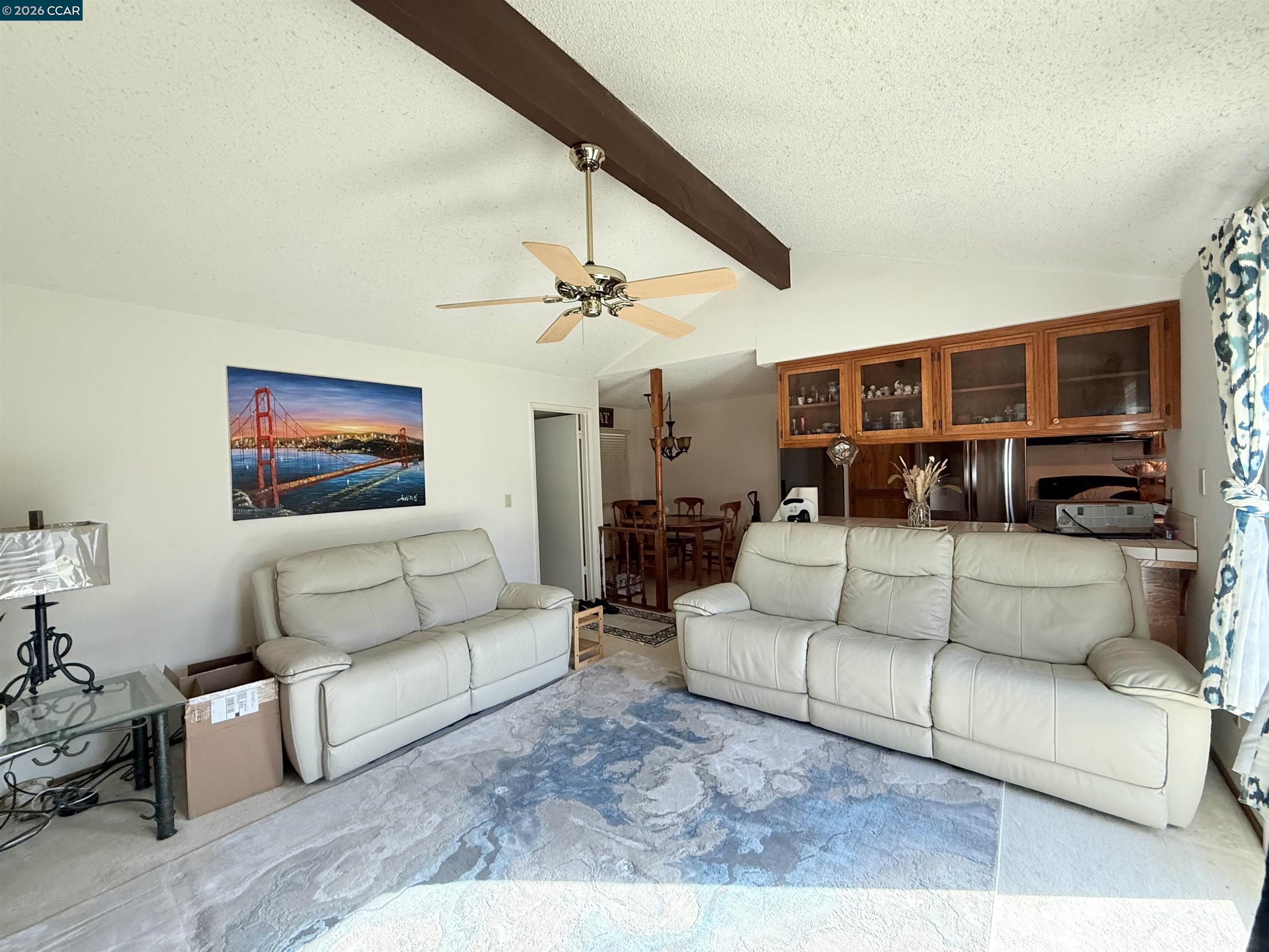 Detail Gallery Image 11 of 28 For 2132 Misty Ct, Pittsburg,  CA 94565 - 3 Beds | 2 Baths