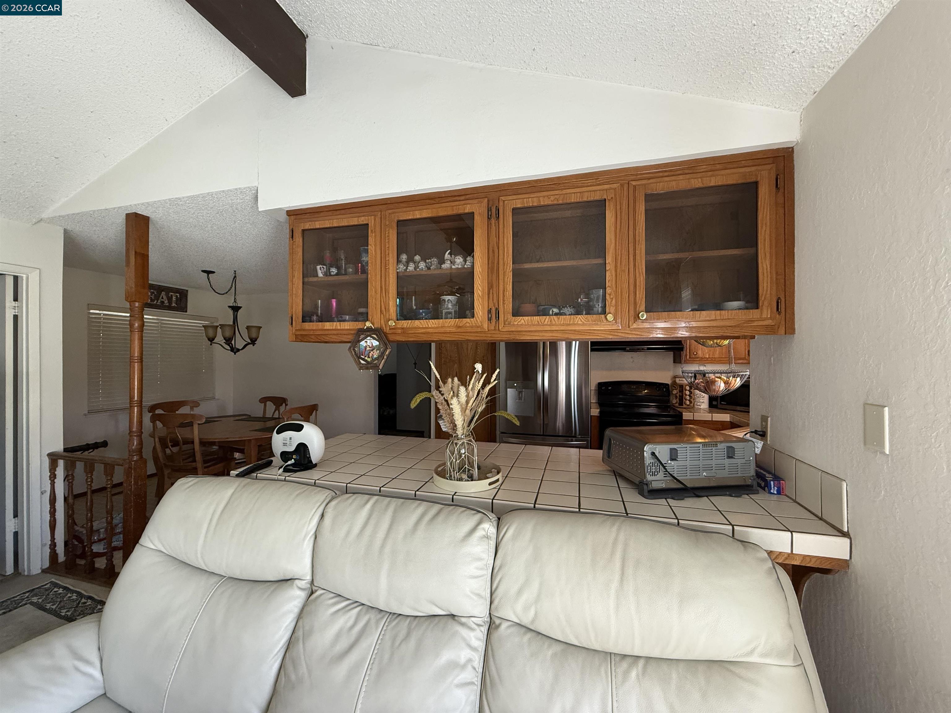 Detail Gallery Image 7 of 28 For 2132 Misty Ct, Pittsburg,  CA 94565 - 3 Beds | 2 Baths