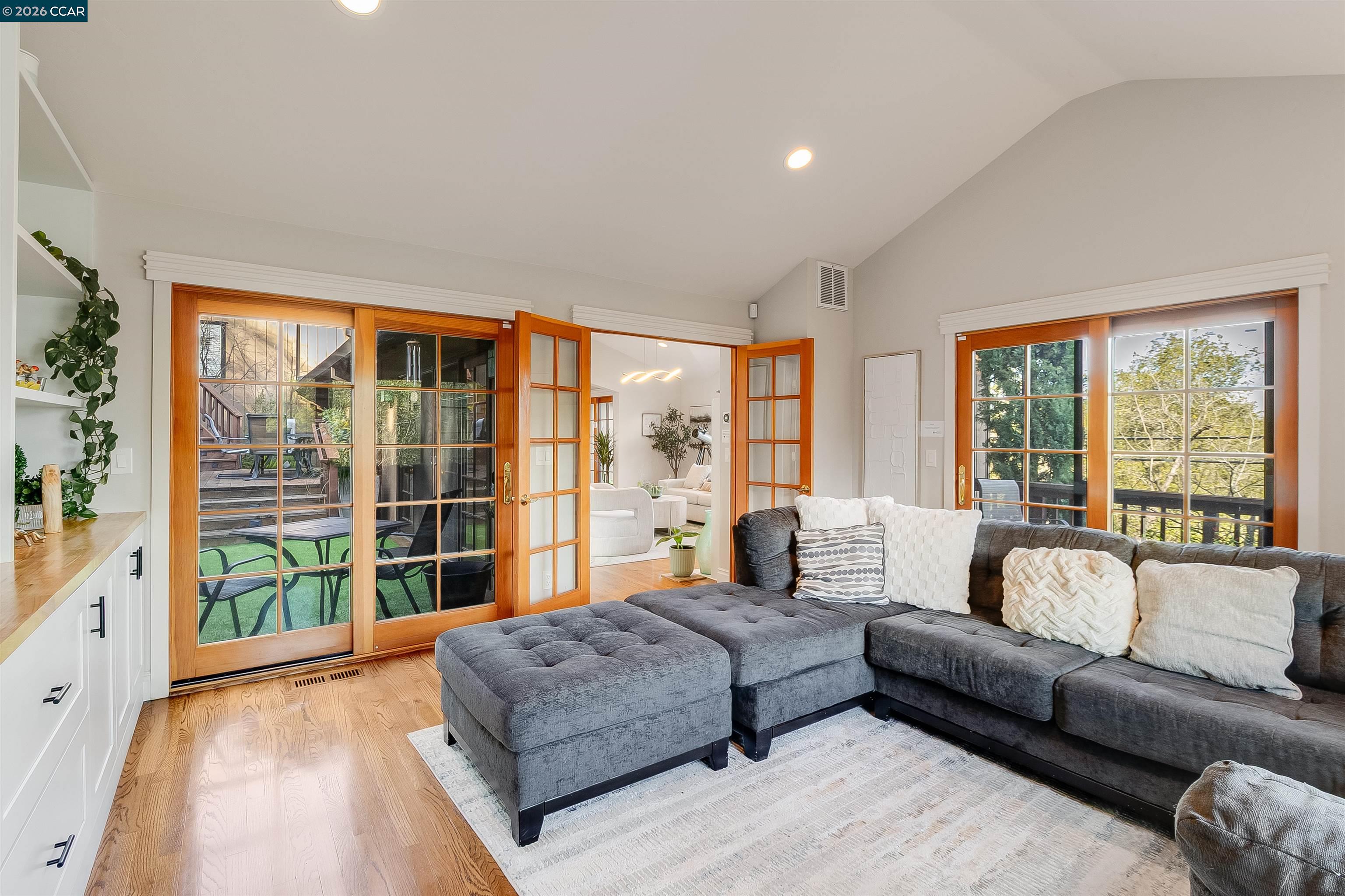 Detail Gallery Image 31 of 49 For 1455 Purson Ln, Lafayette,  CA 94549 - 4 Beds | 3 Baths